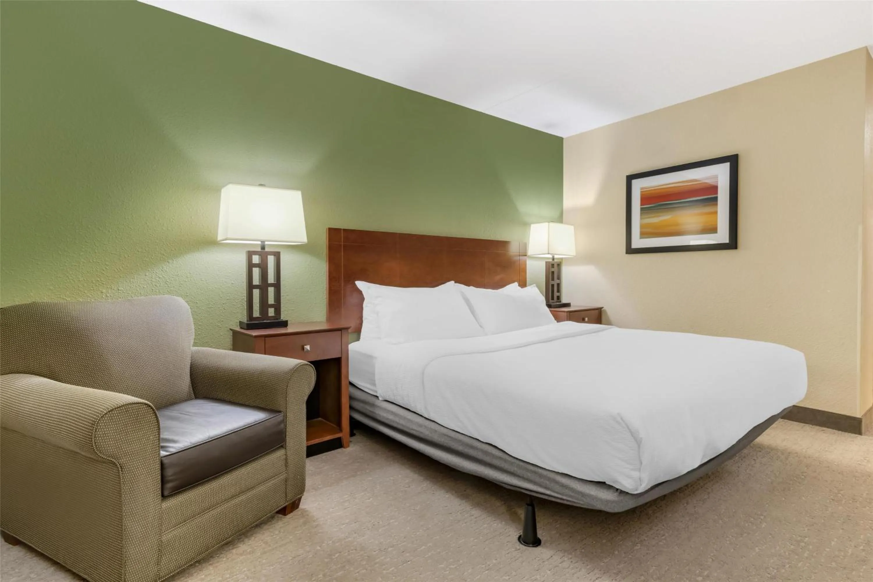 Bedroom, Bed in Best Western Fairmont