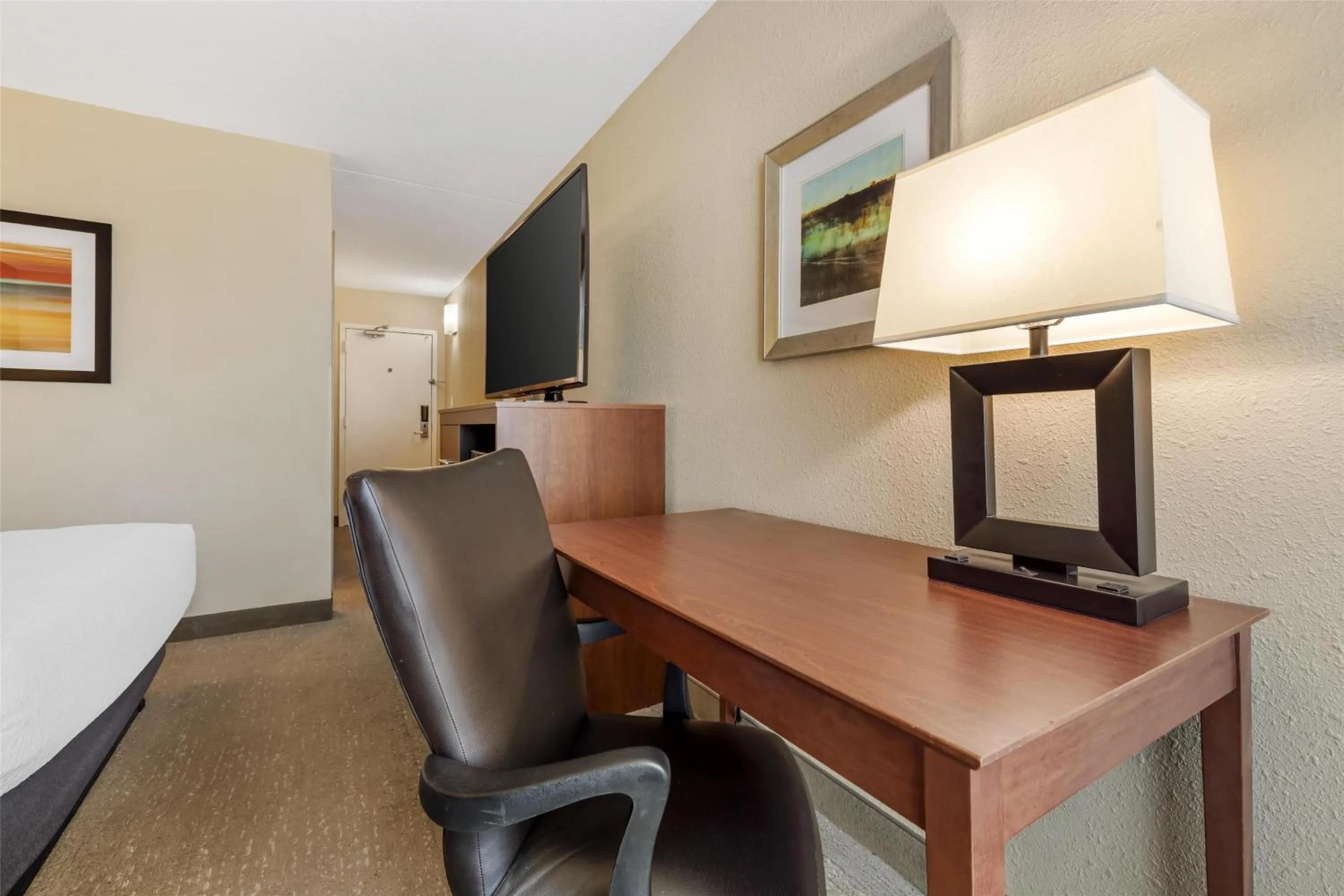 Bedroom in Best Western Fairmont