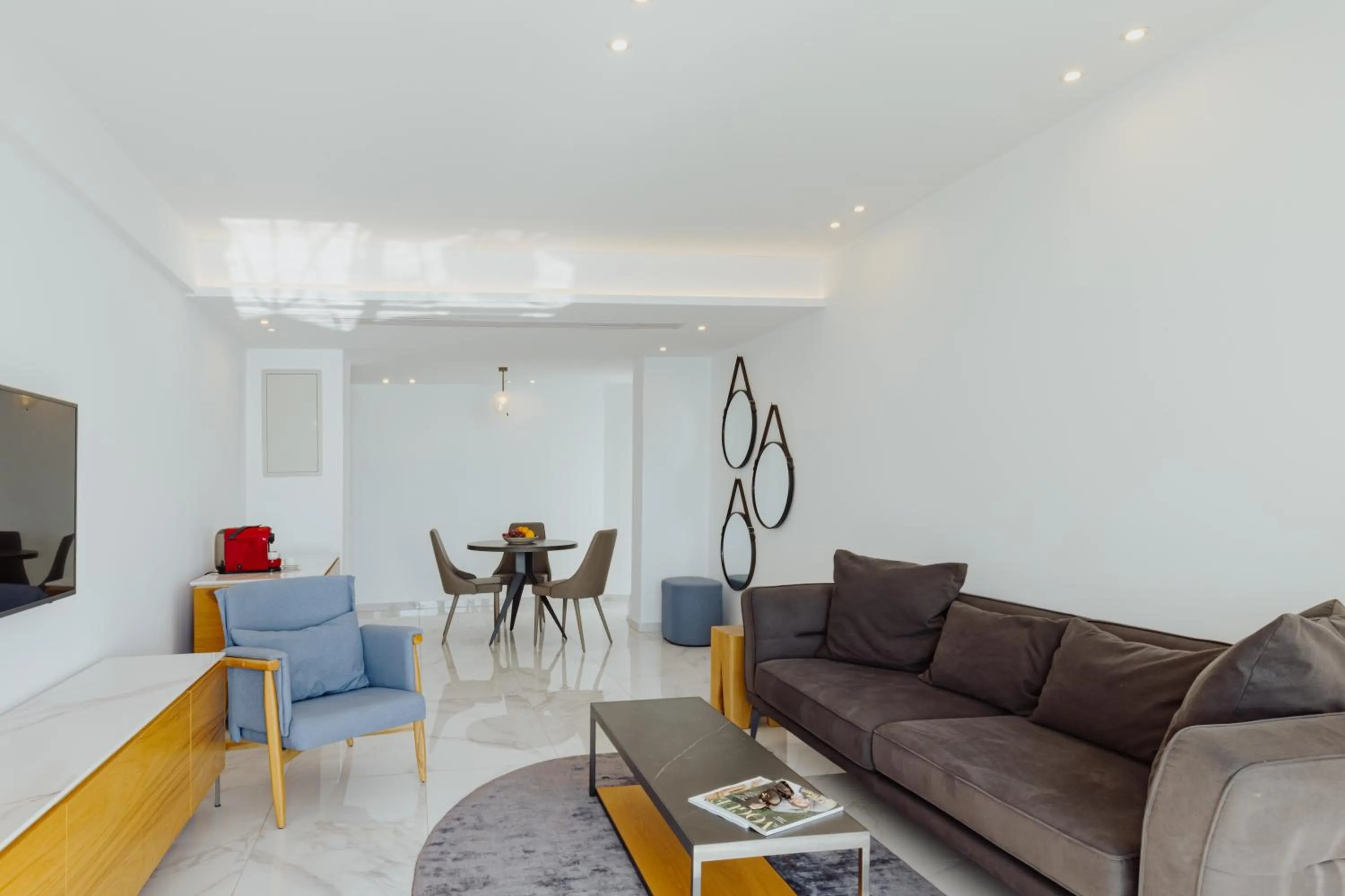 Living room in Golden Bay Beach Hotel