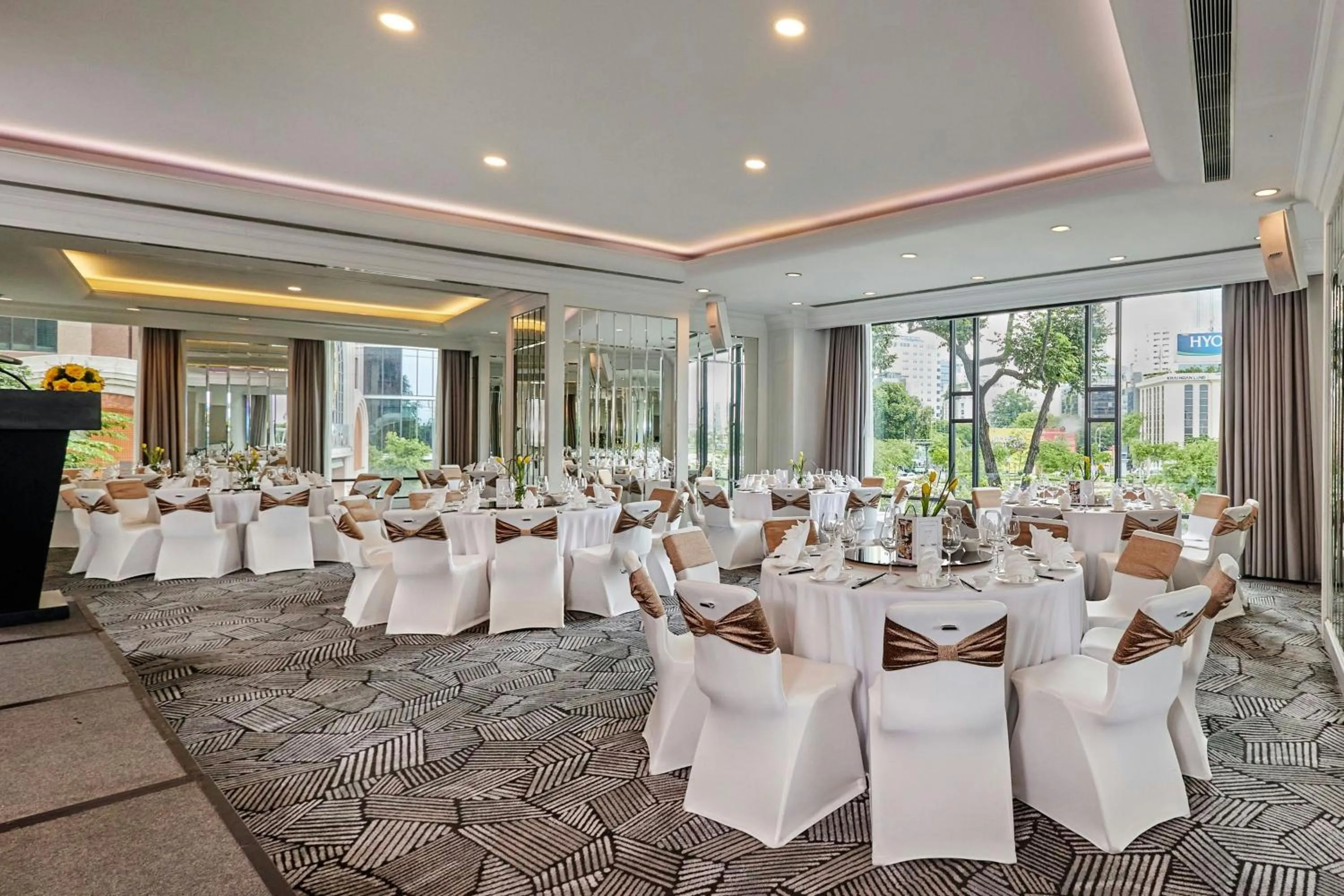Meeting/conference room in Renaissance Riverside Hotel Saigon