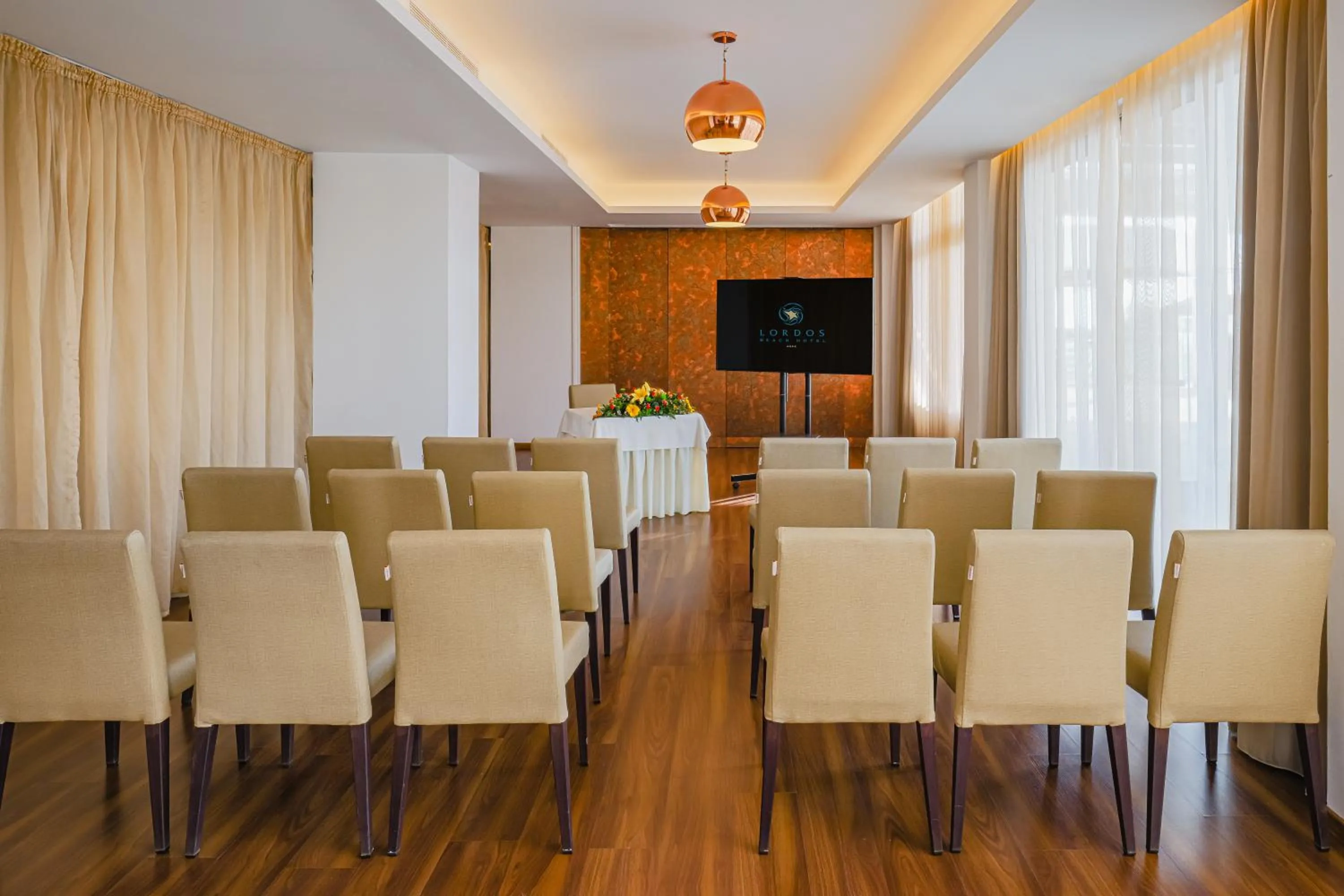 Meeting/conference room in Lordos Beach Hotel & Spa