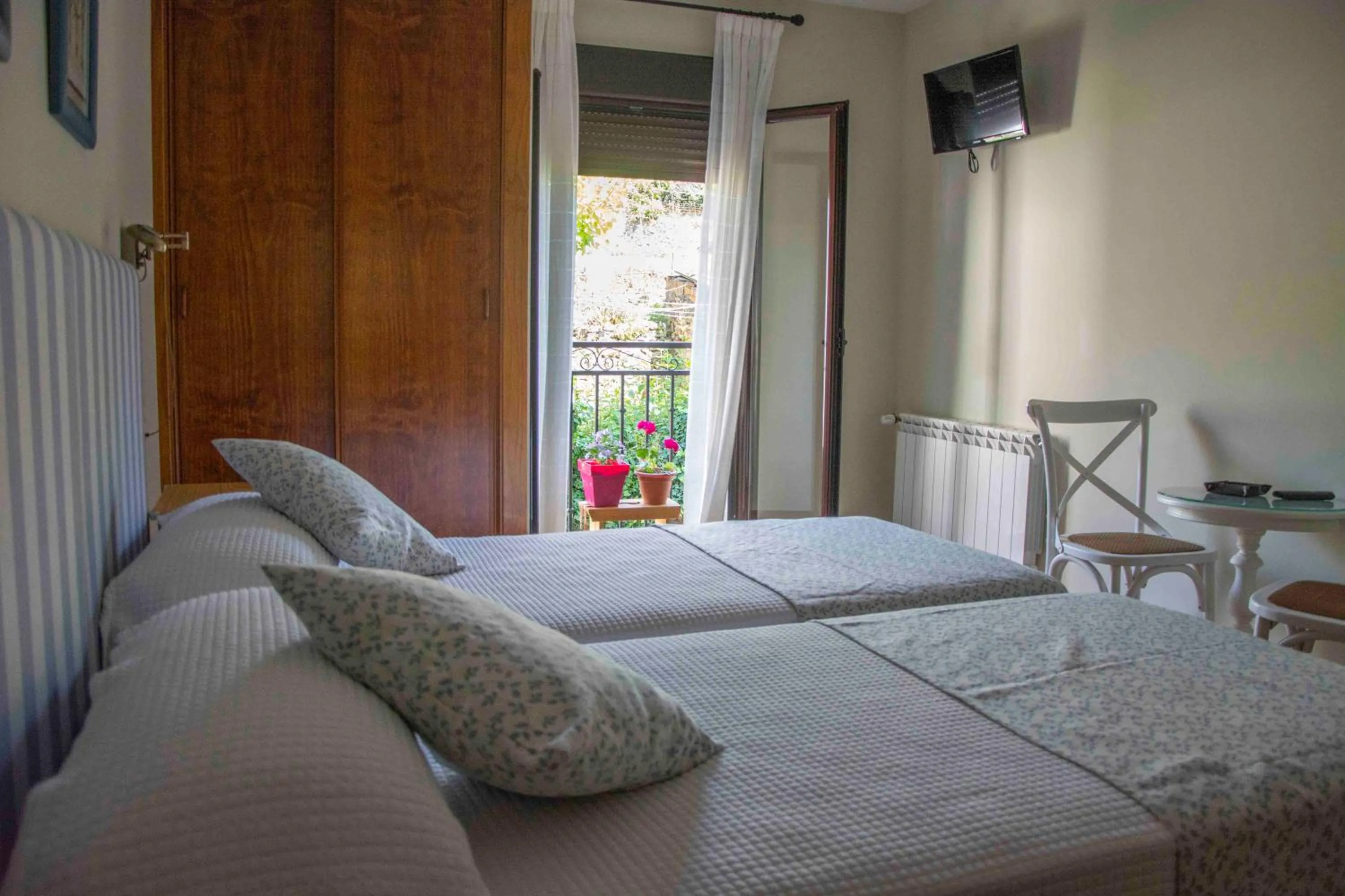 Bed in Casa Rural Fuente El Boticario