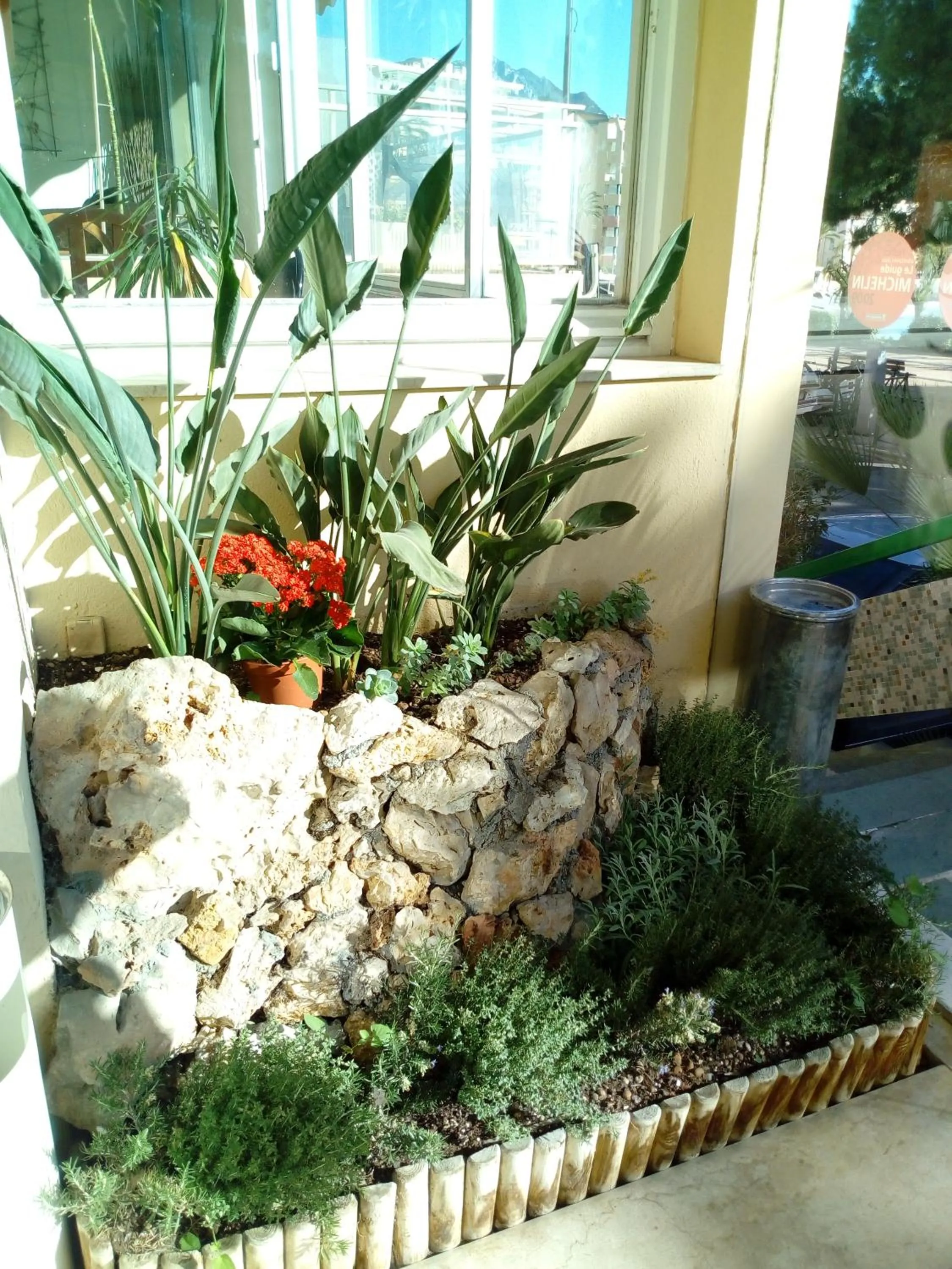 Lobby or reception in Hôtel Alexandra