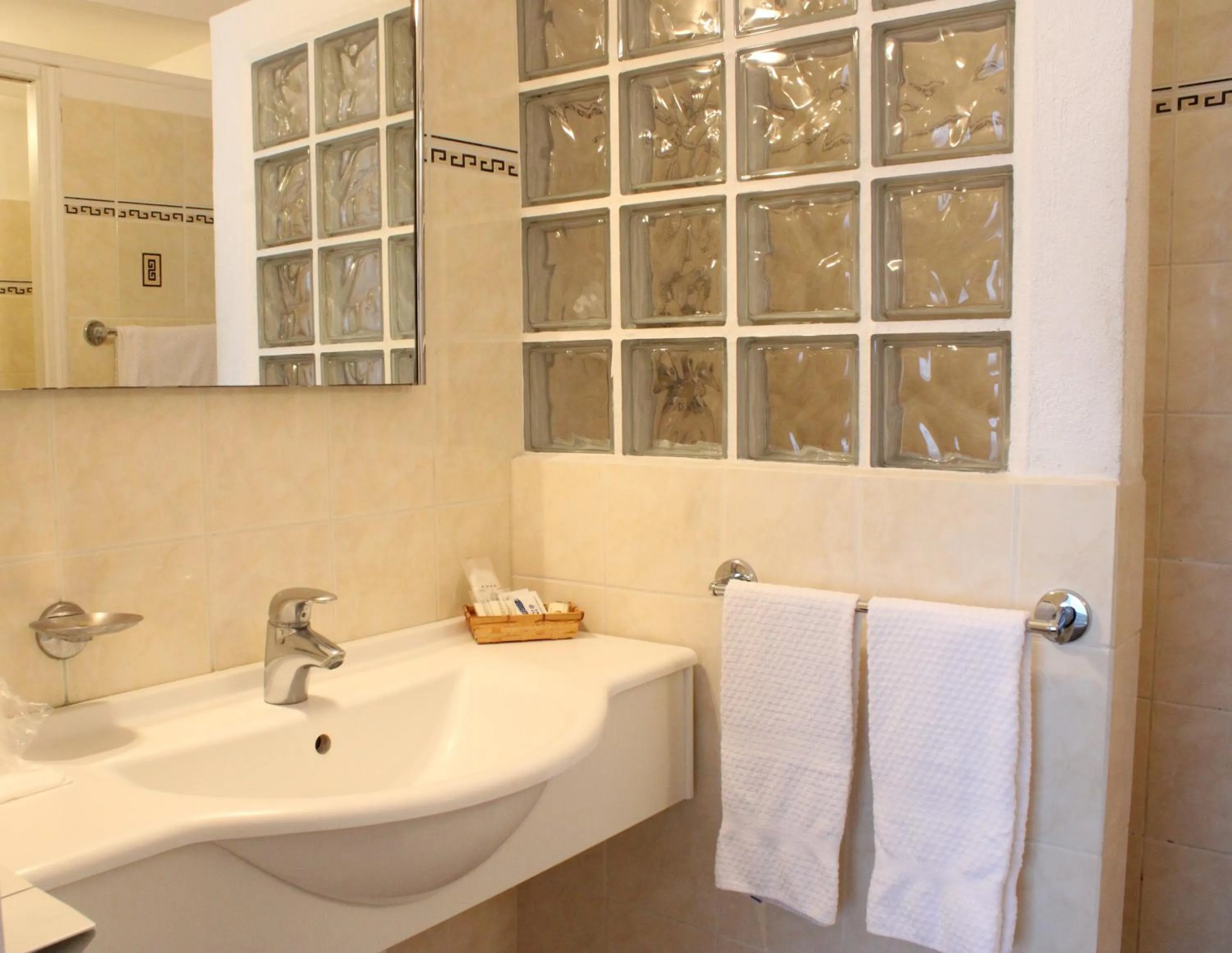 Bathroom in Hôtel Alexandra