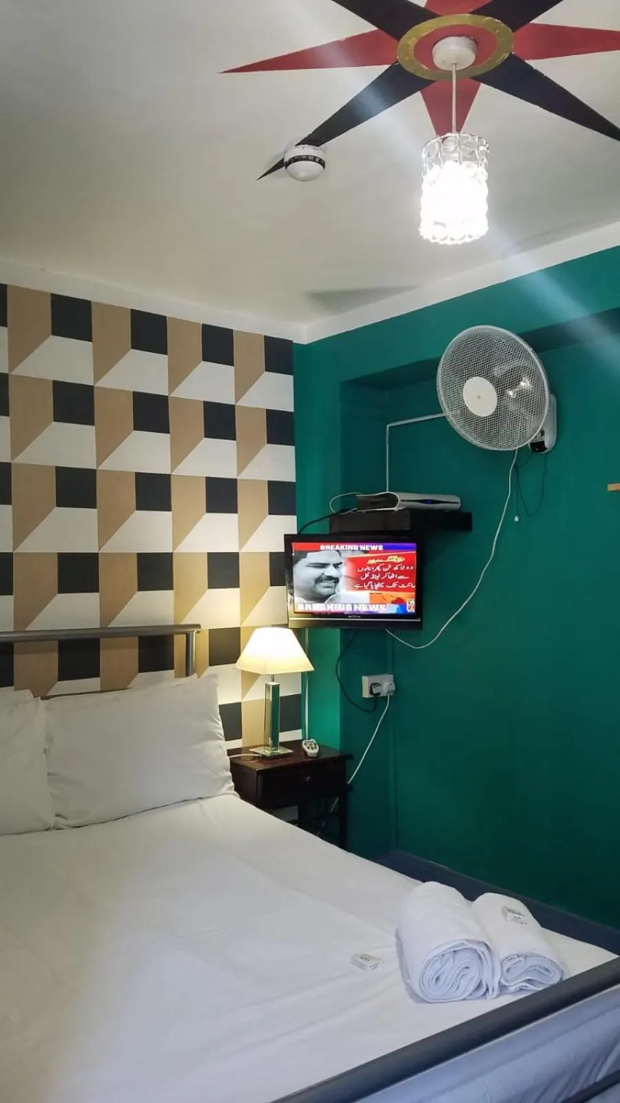 Bed in City View Hotel Roman Road