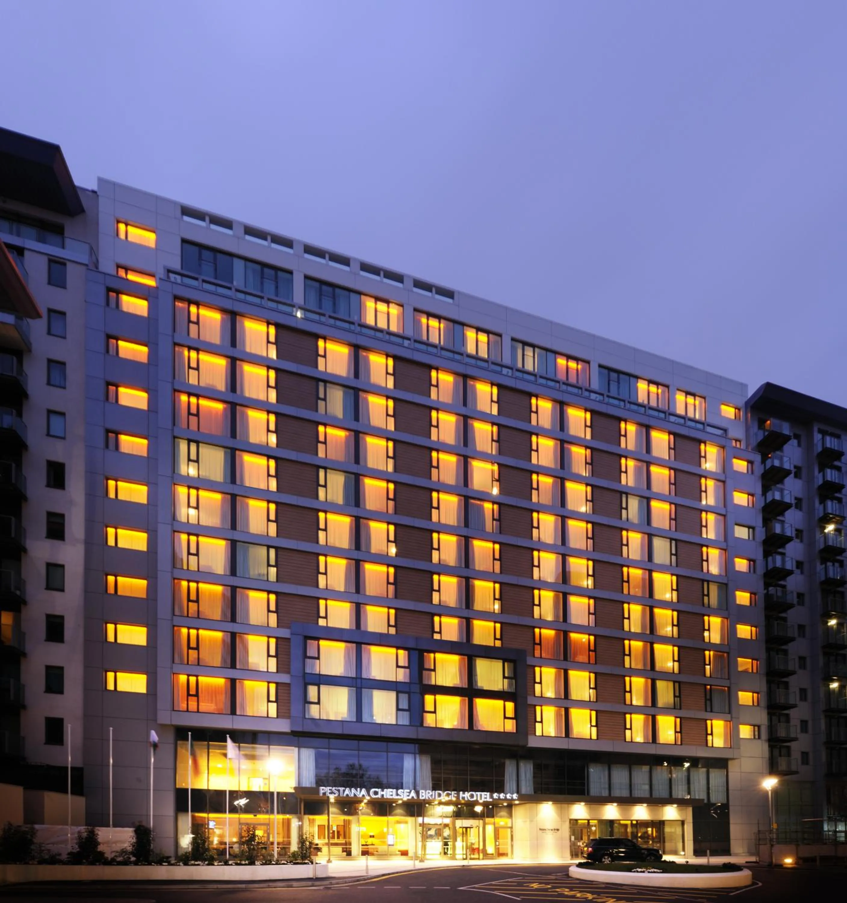 Property building in Pestana Chelsea Bridge Hotel & SPA