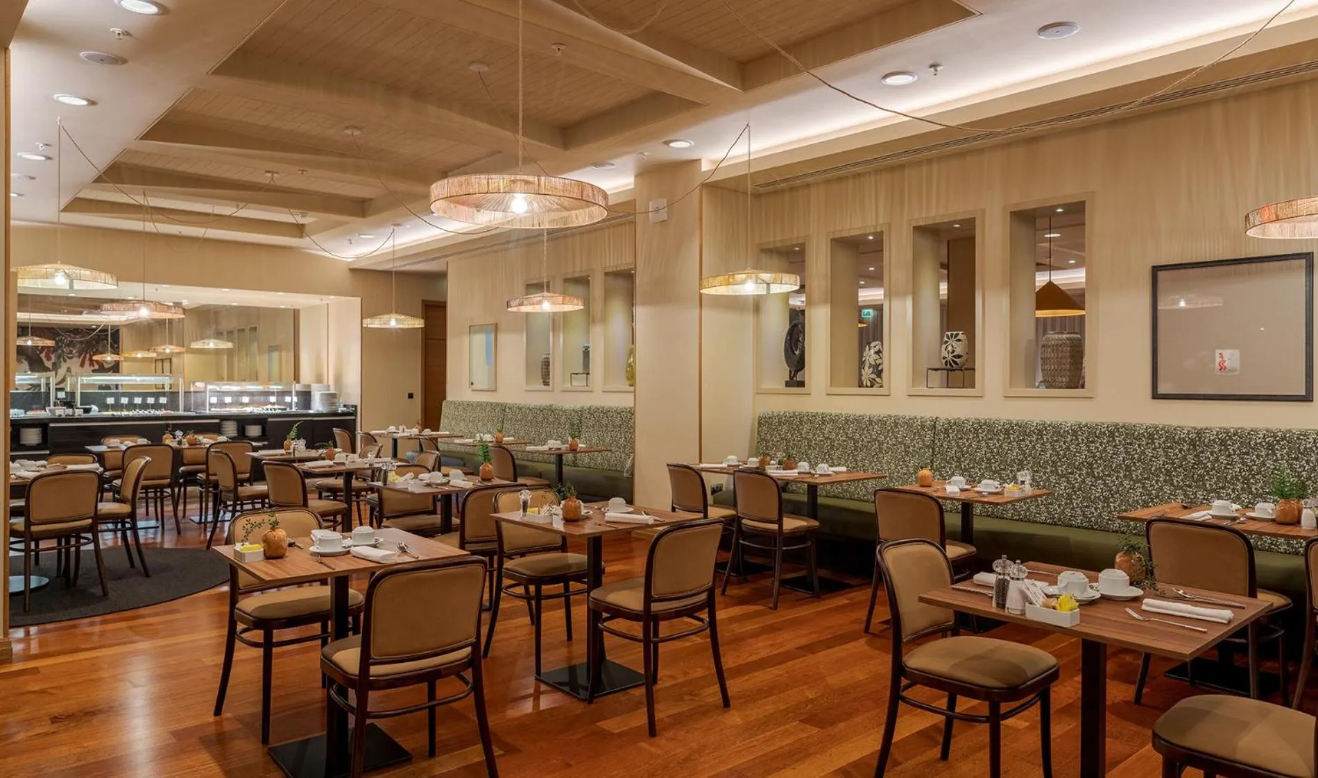 Restaurant/places to eat in Pestana Chelsea Bridge Hotel & SPA