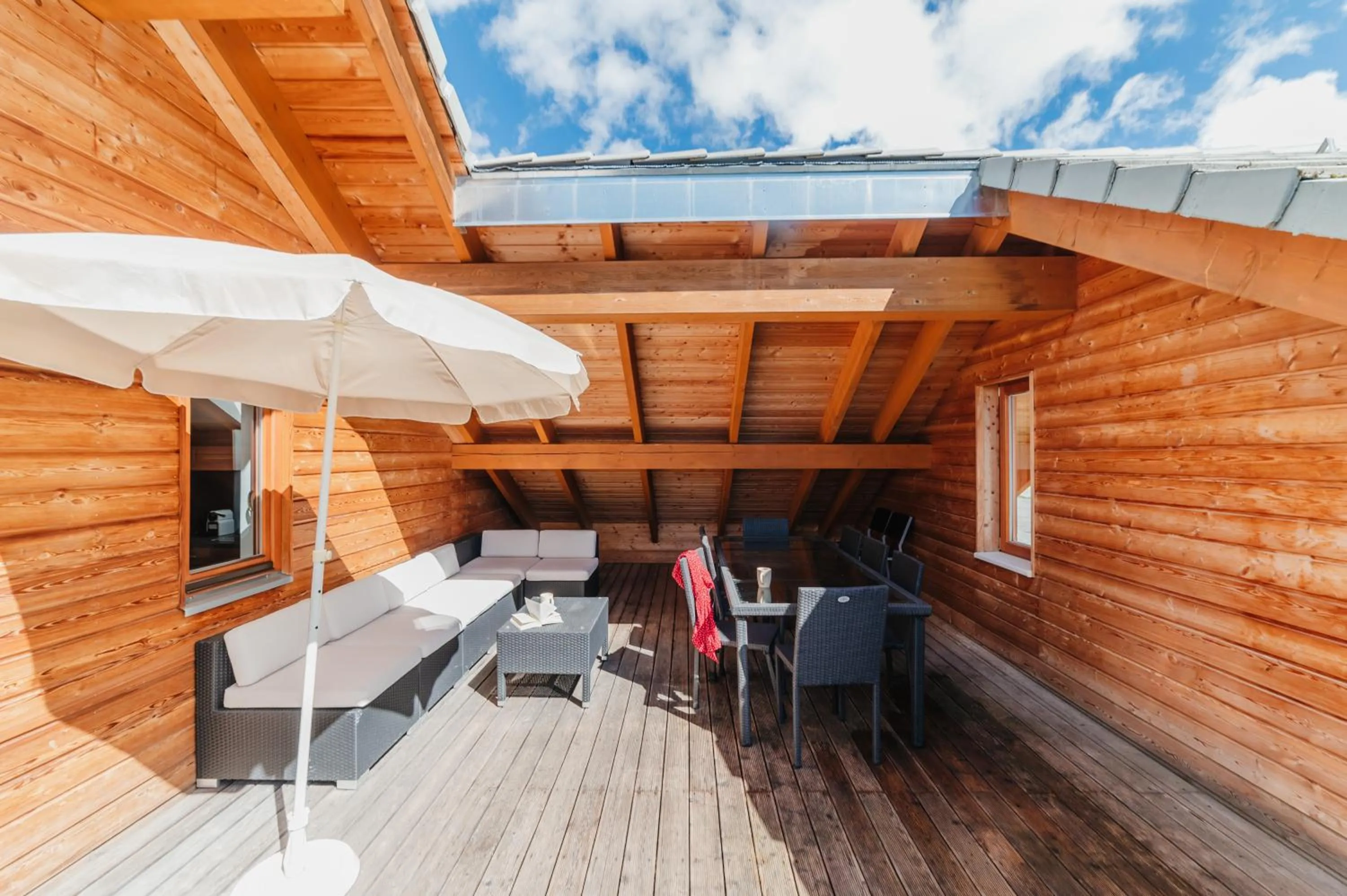 Patio in Résidence Sunêlia Les Logis d'Orres