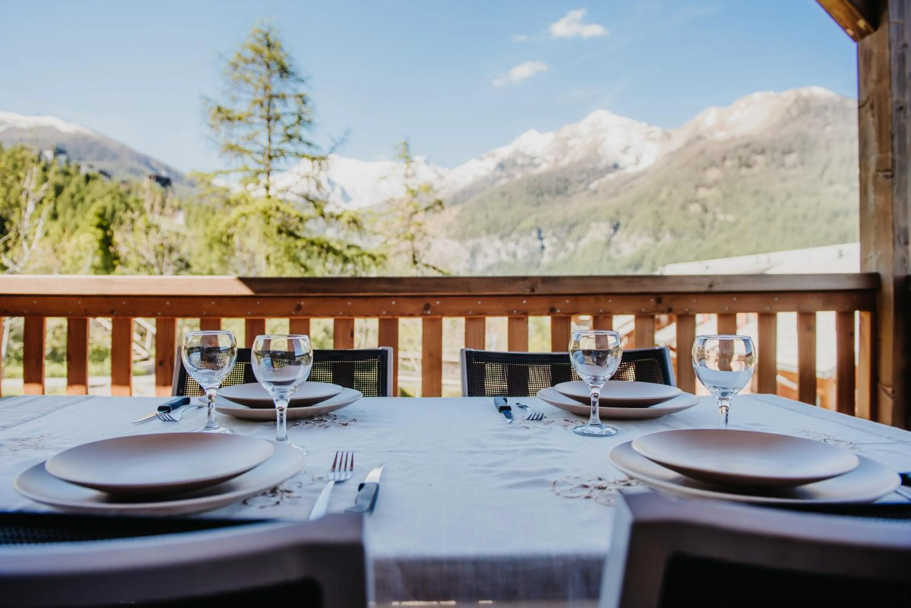 Balcony/Terrace in Résidence Sunêlia Les Logis d'Orres