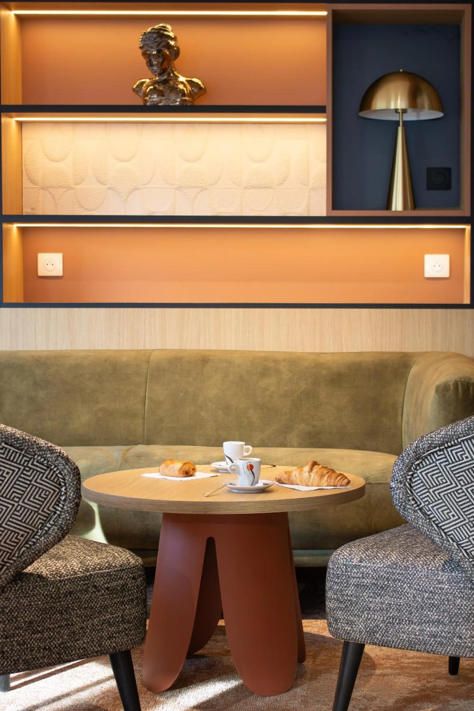 Living room in Brit Hotel Avignon Sud Le Calendal