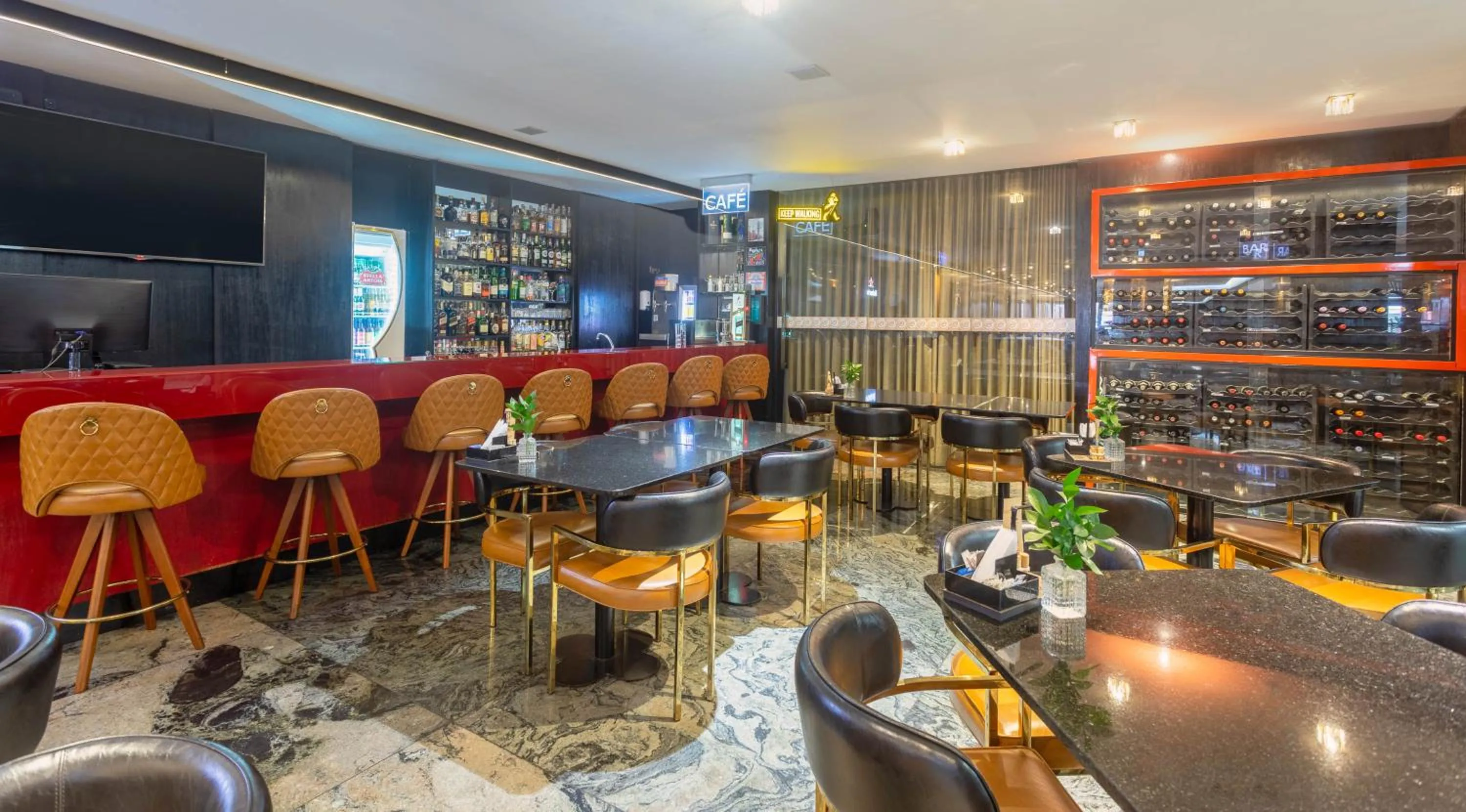 Lounge or bar in Ouro Minas Hotel Belo Horizonte, Dolce by Wyndham