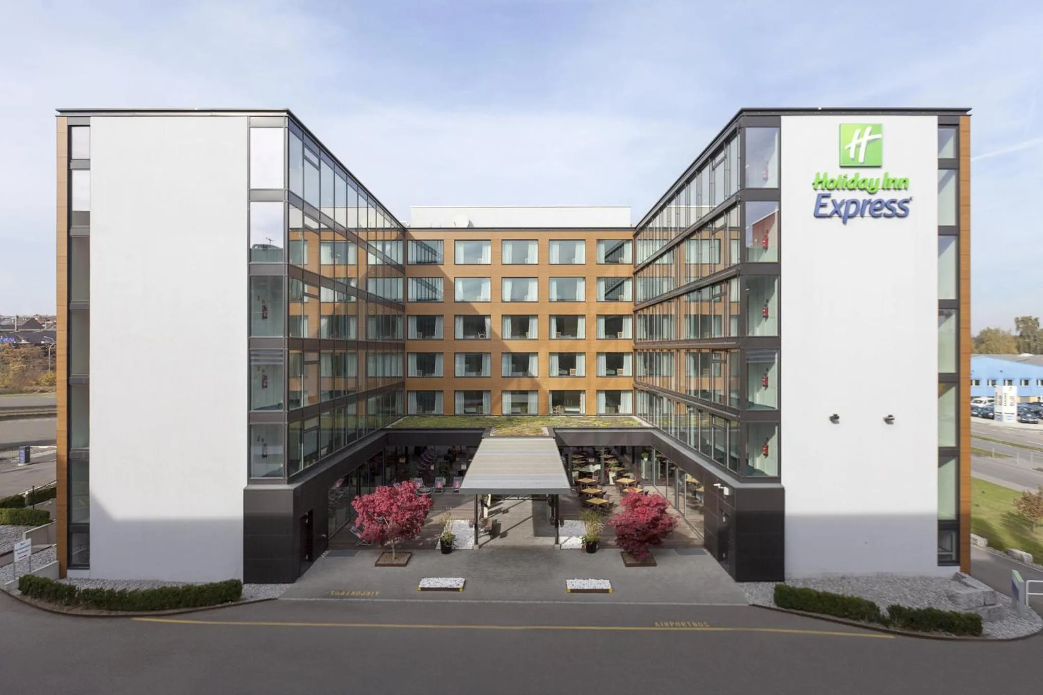 Property building in Holiday Inn Express Zürich Airport by IHG
