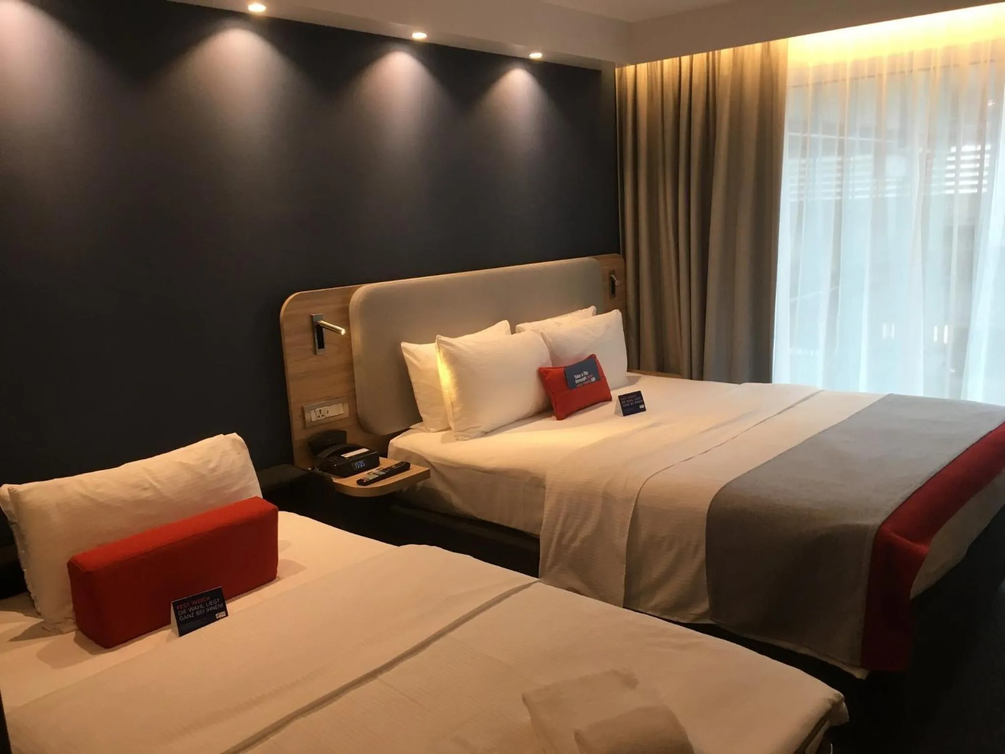 Bedroom, Bed in Holiday Inn Express Zürich Airport by IHG