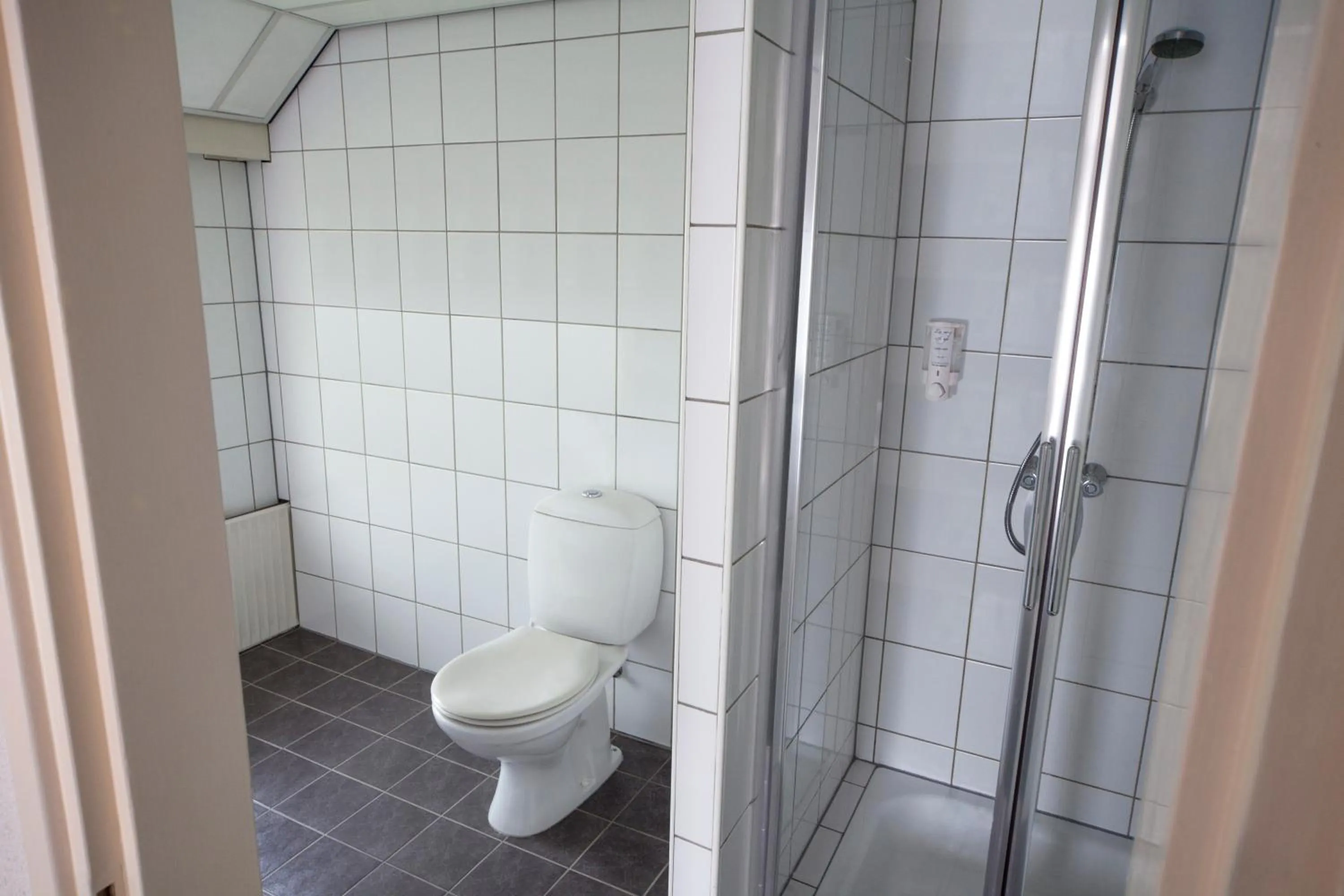 Shower in Fletcher Hotel Restaurant Veldenbos