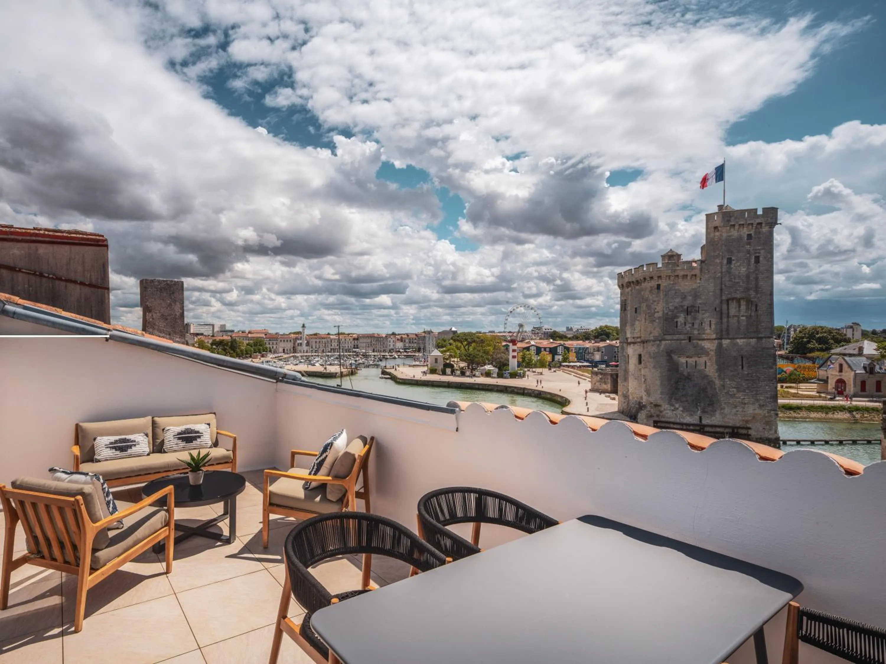 Balcony/Terrace in Maisons du Monde Hôtel & Suites - La Rochelle Vieux Port