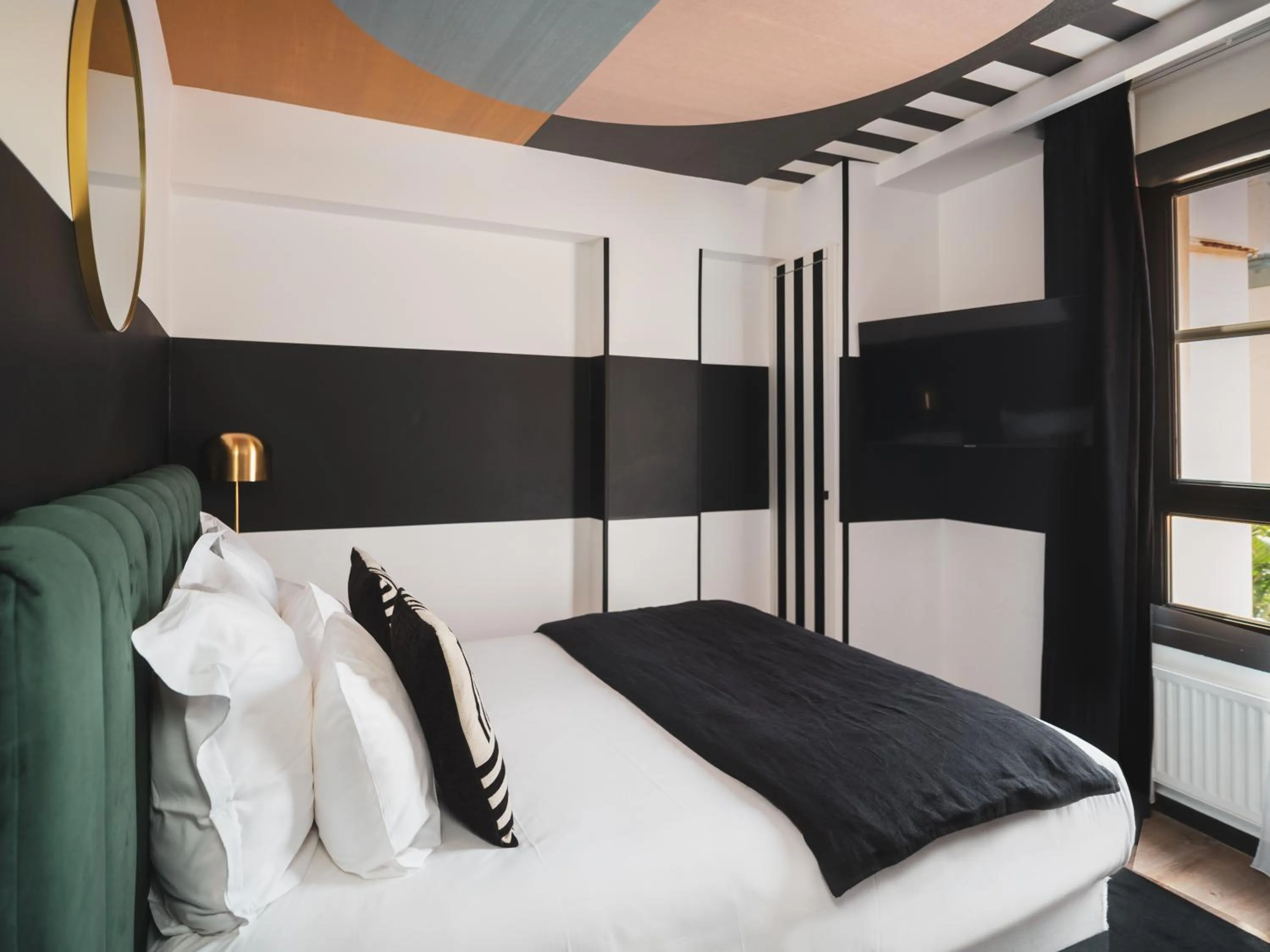 Bedroom, Bed in Maisons du Monde Hôtel & Suites - La Rochelle Vieux Port