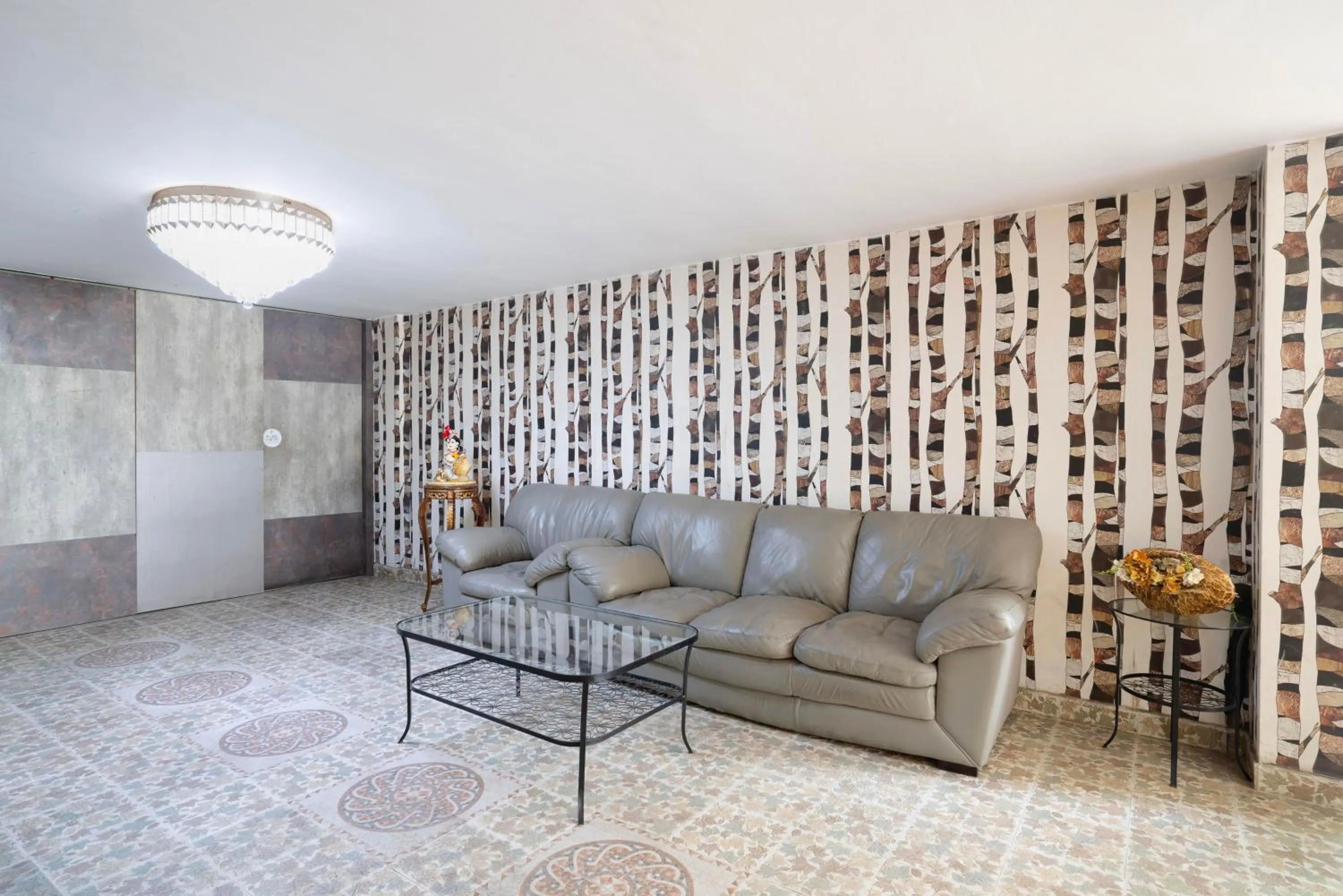 Seating area in Treebo Srico, Banjara Hills