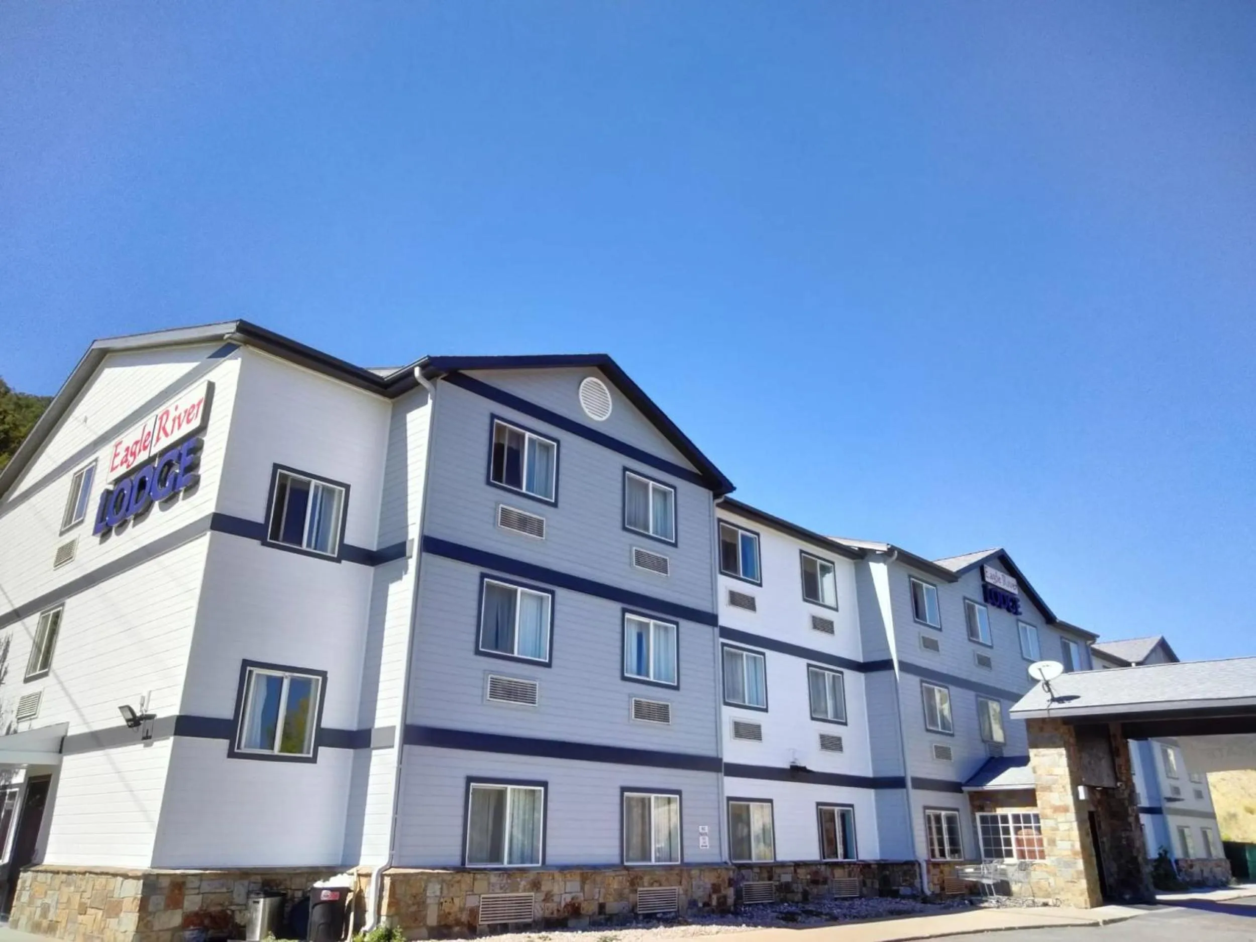 Property building in Wingate by Wyndham Eagle Vail Valley