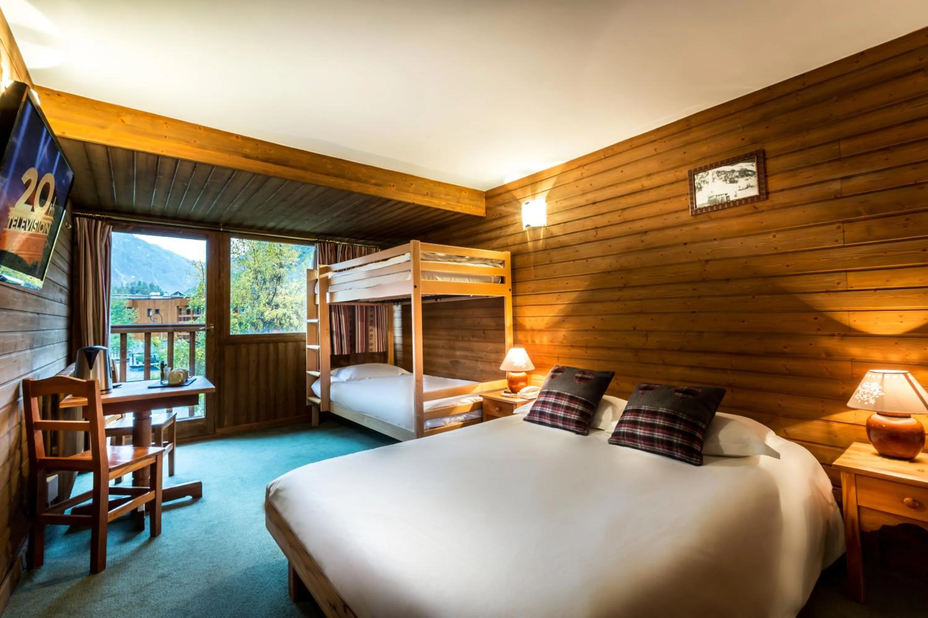 Bedroom, Bed in Les Crêtes Blanches