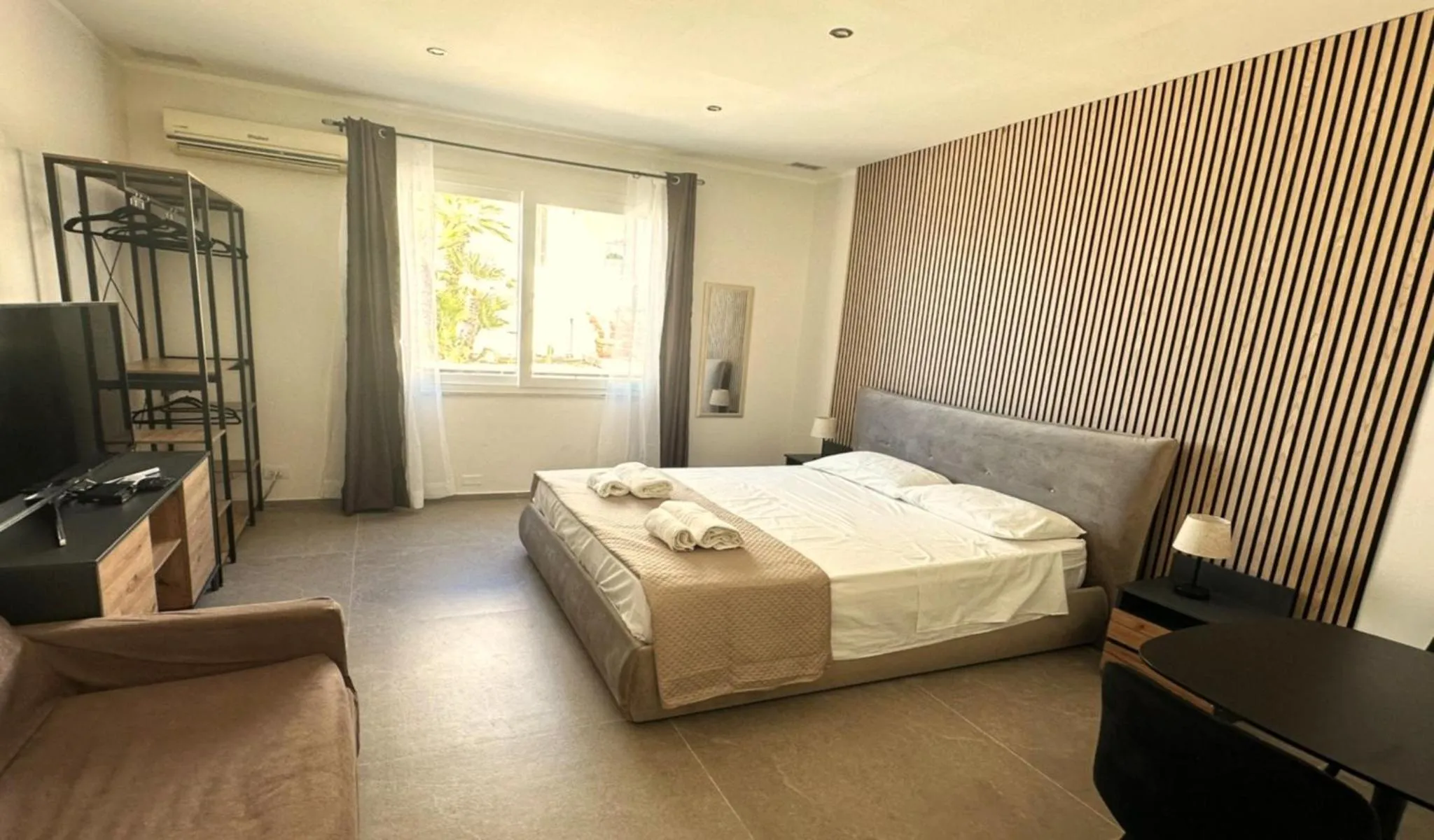 Bedroom, Bed in CH Exclusive Apartments