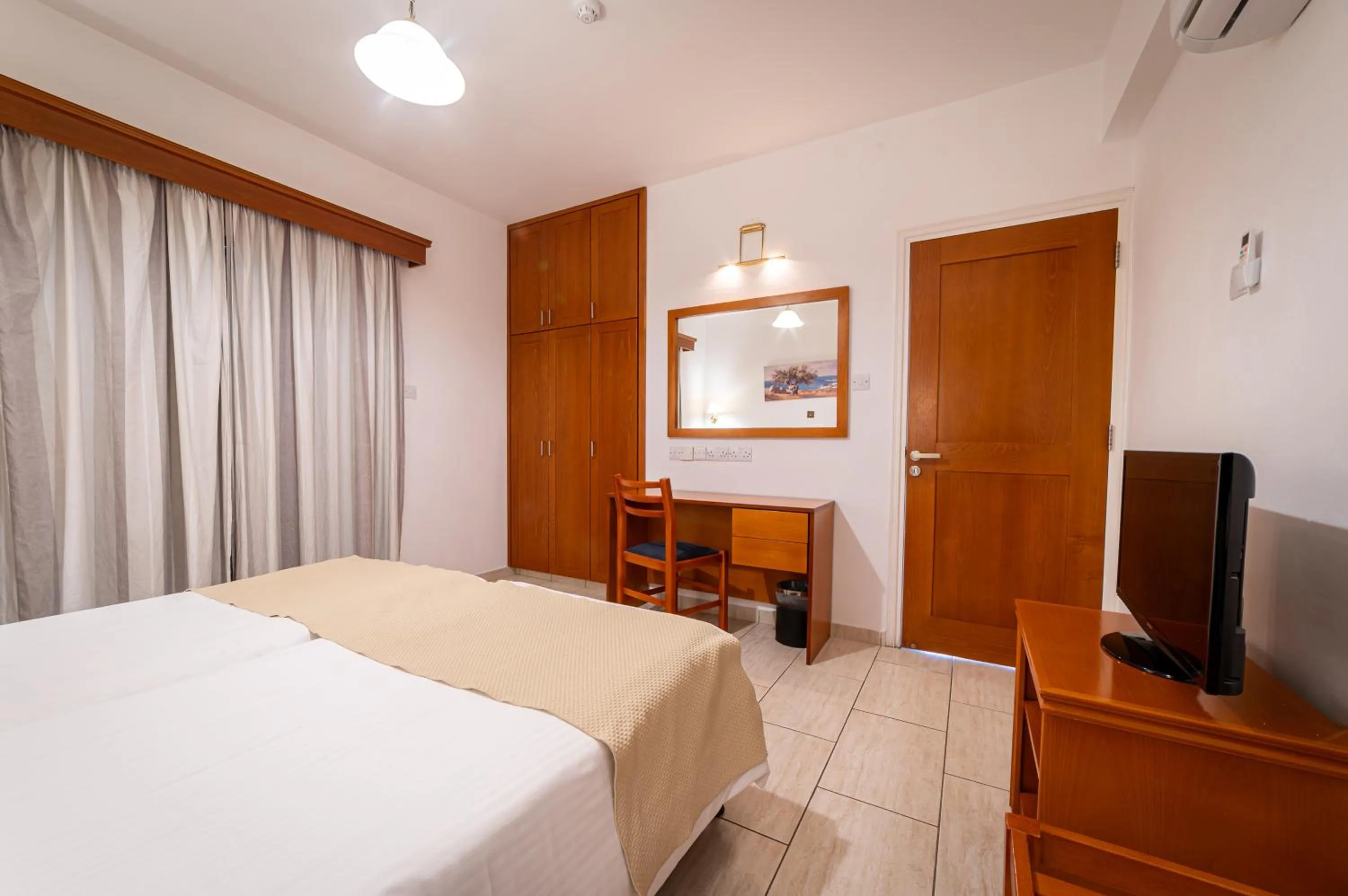 Bed in Kefalos Beach Tourist Village