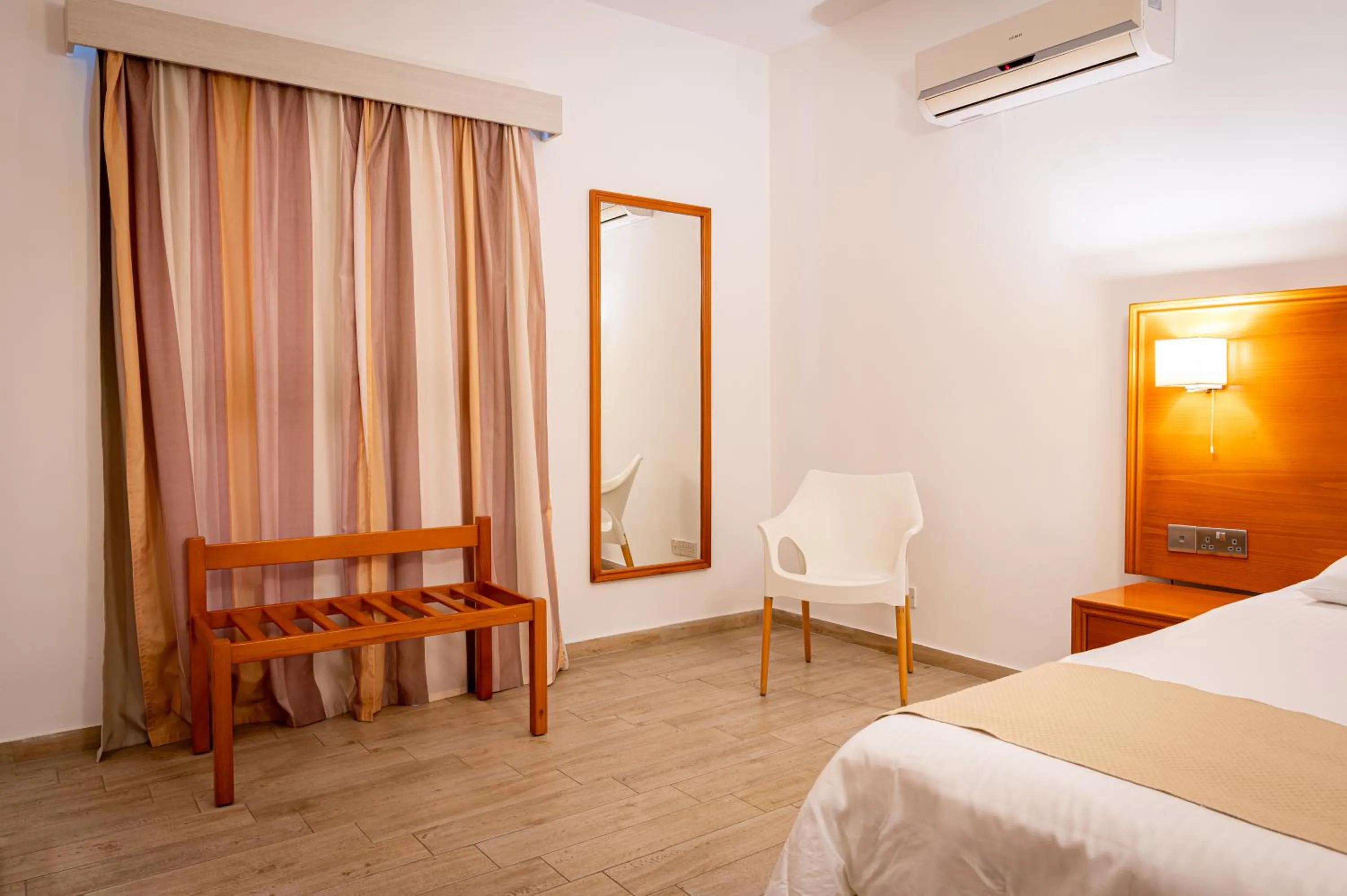 Bed in Kefalos Beach Tourist Village