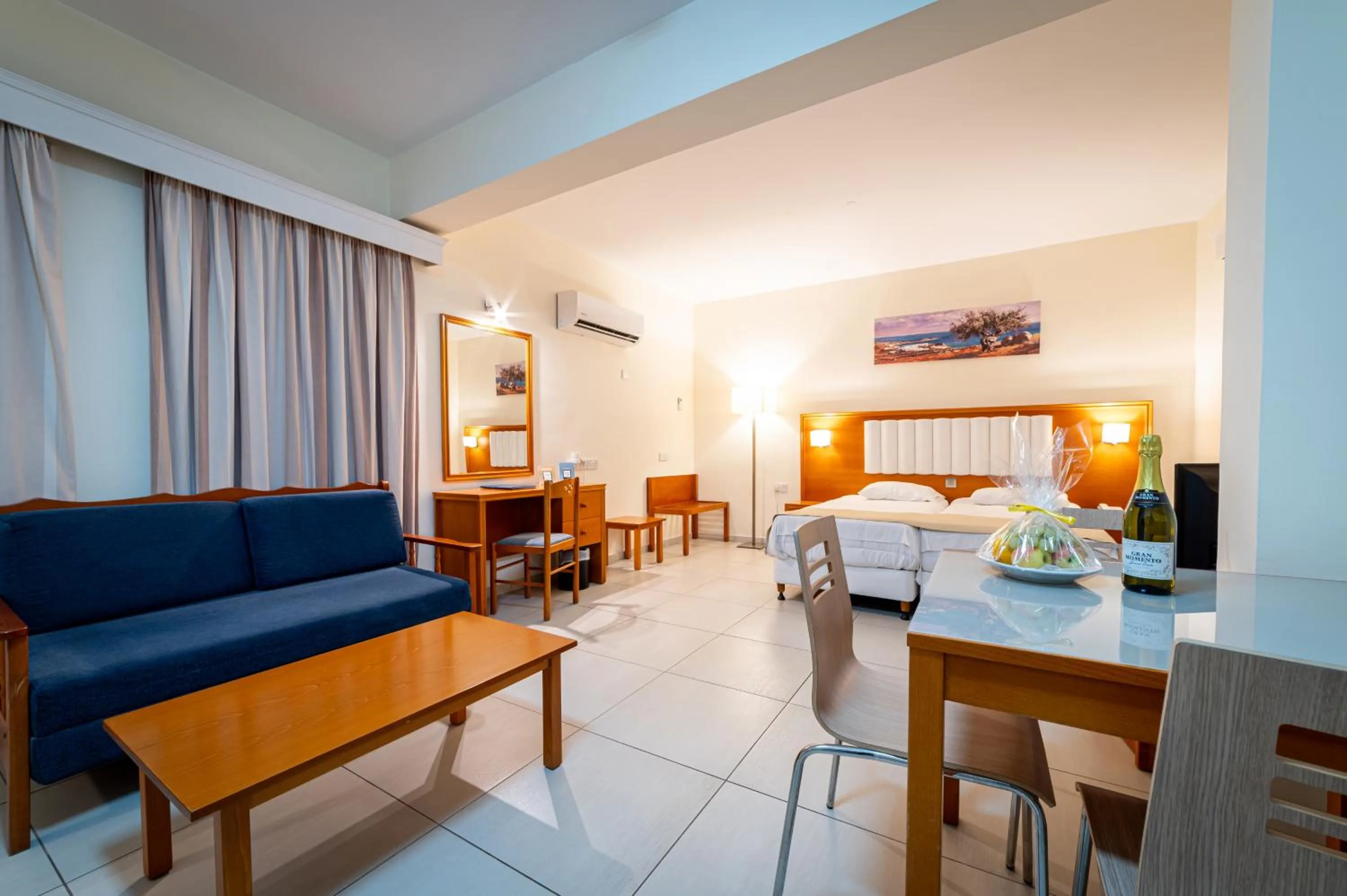 Bed in Kefalos Beach Tourist Village