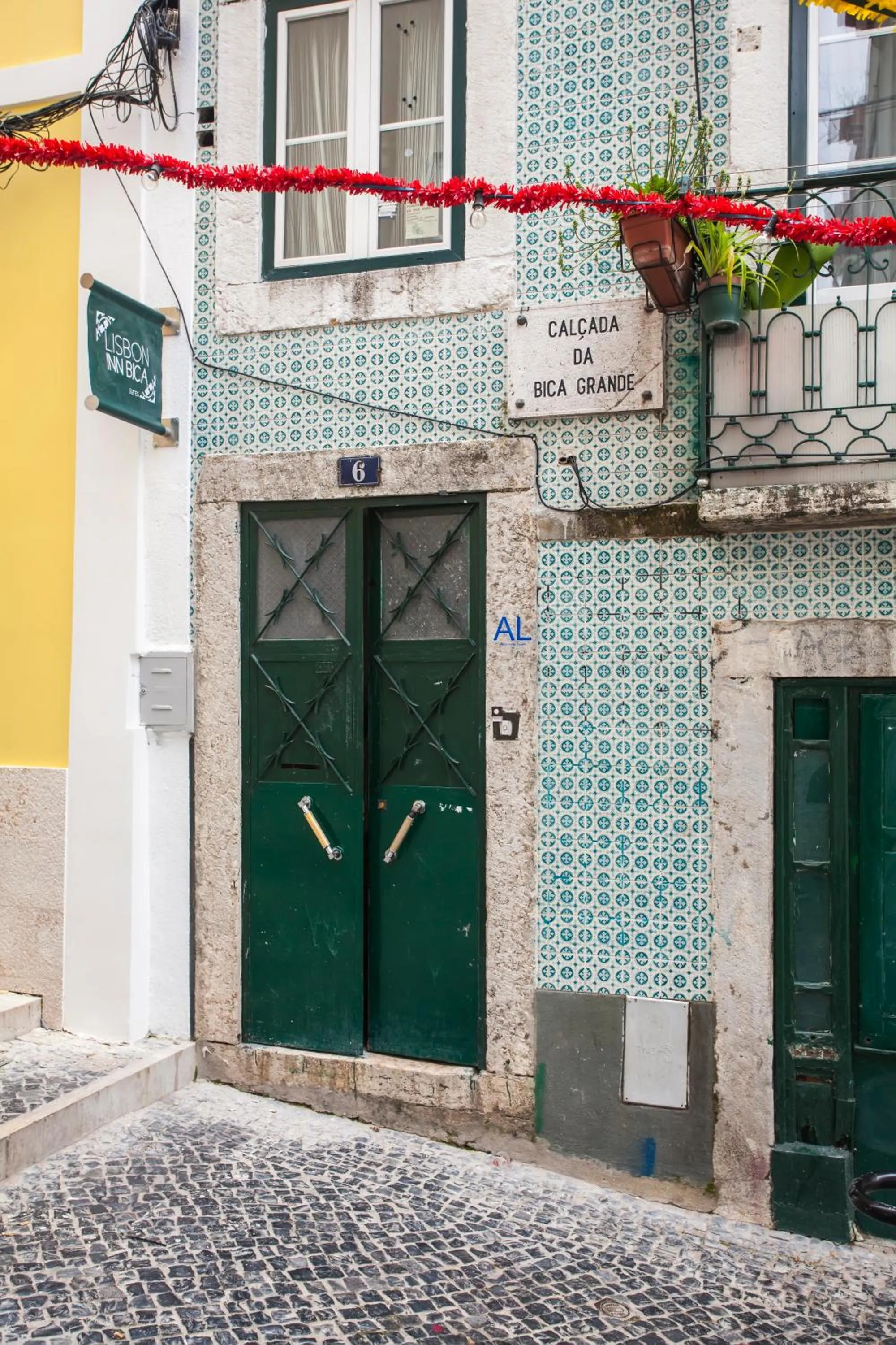 Facade/entrance in Lisbon Inn Bica Suites