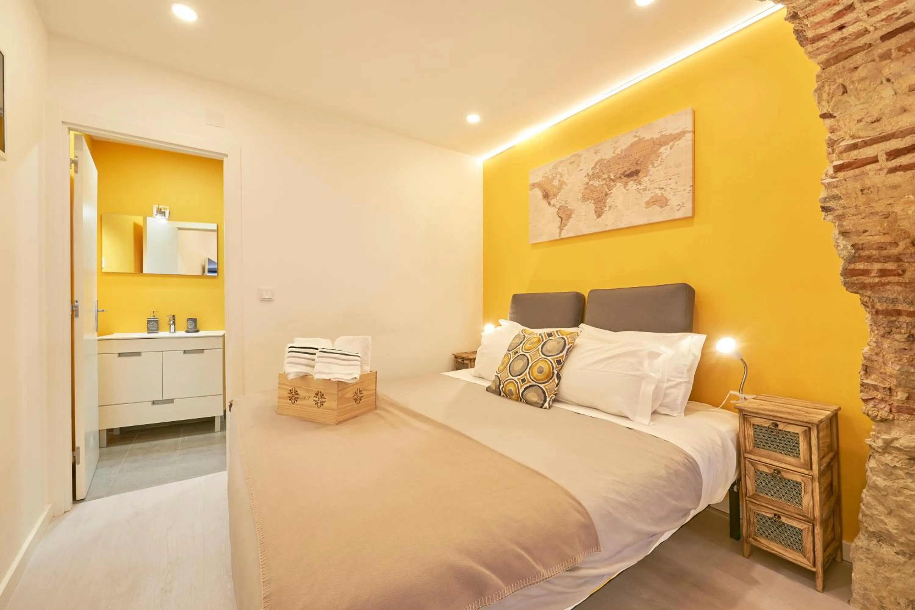 Bed in Lisbon Inn Bica Suites