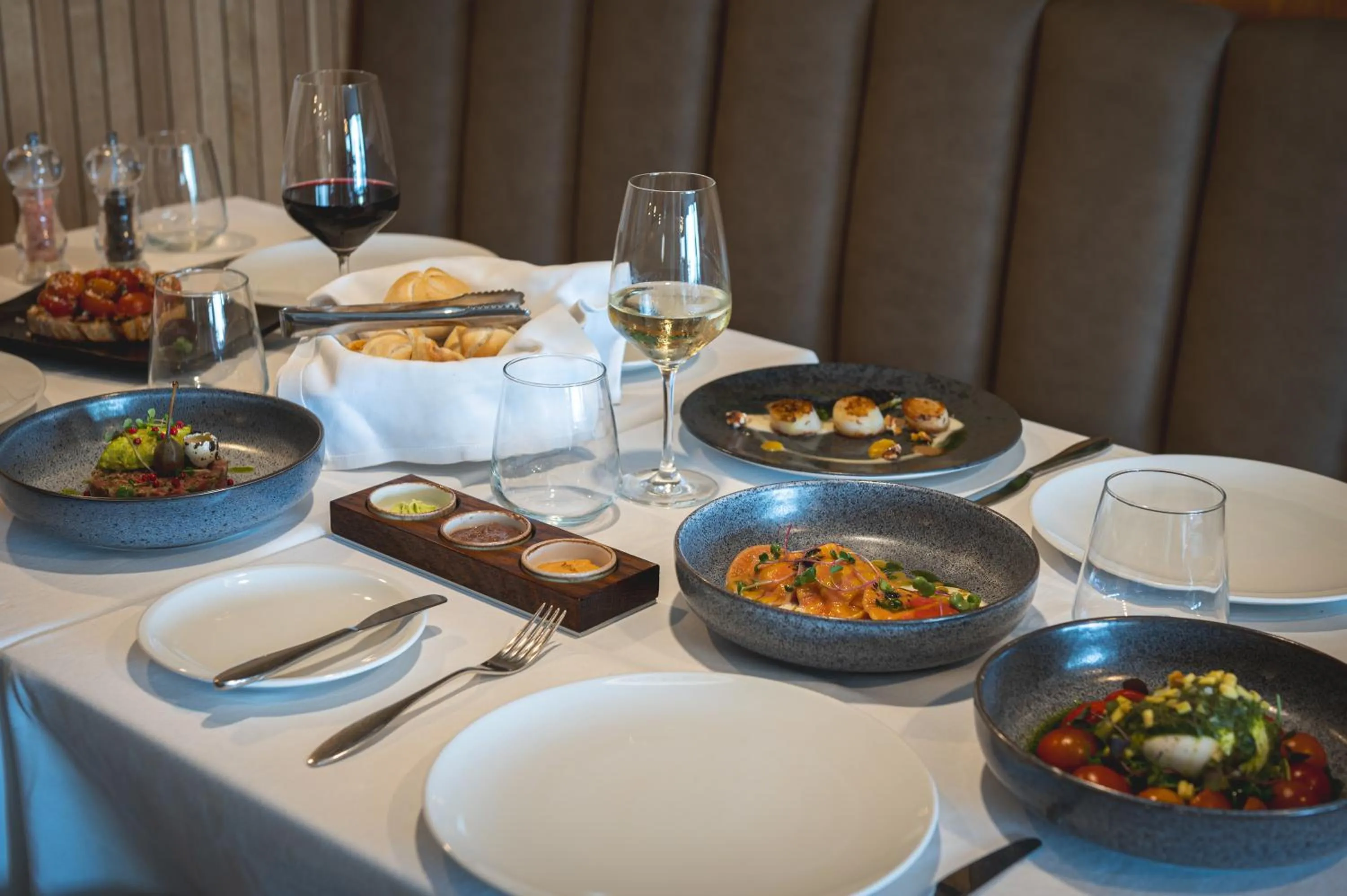 Restaurant/places to eat in Kefalos Damon Hotel Apartments