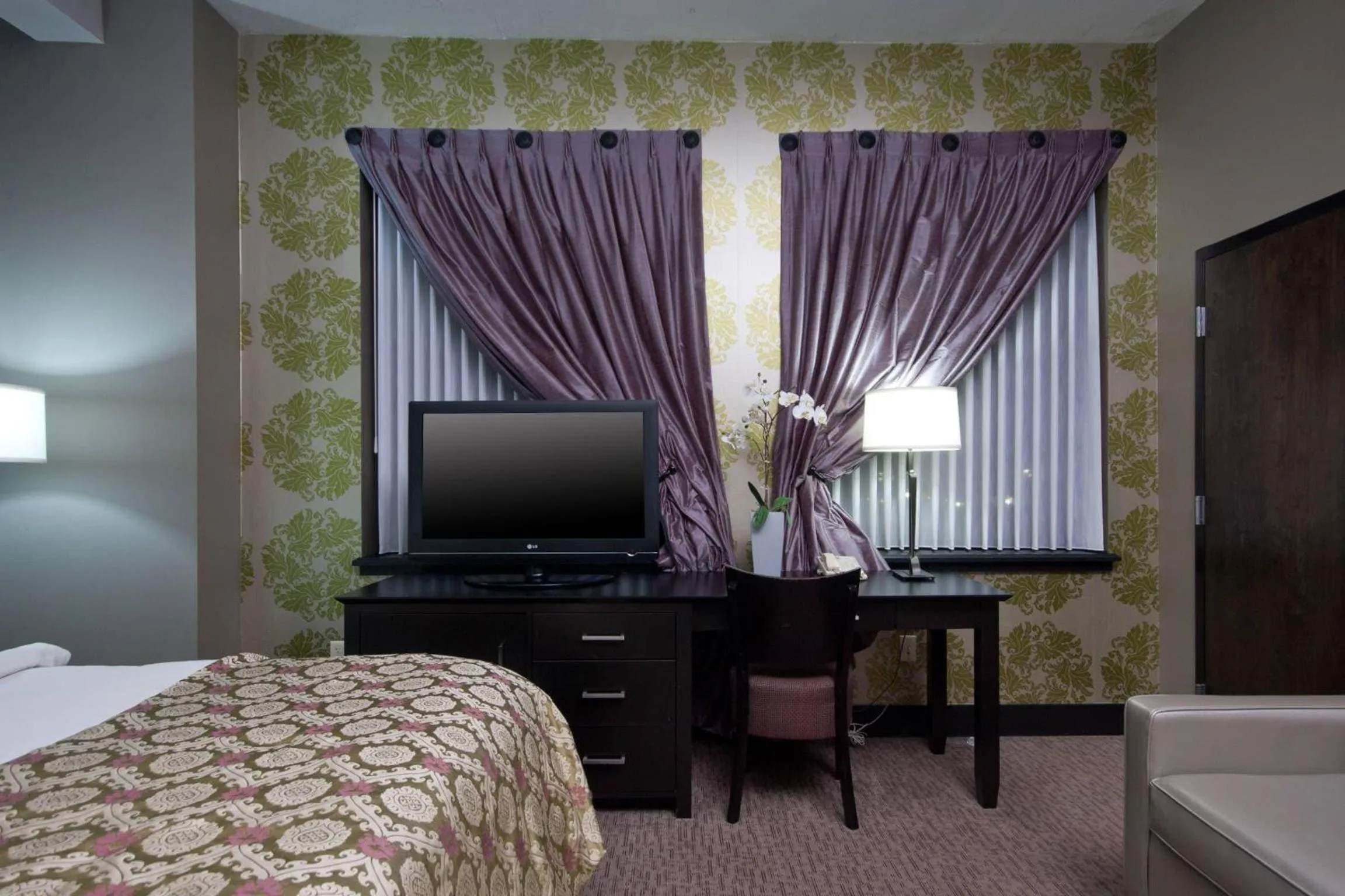 Bedroom, Bed in The Giacomo, an Ascend Collection Hotel