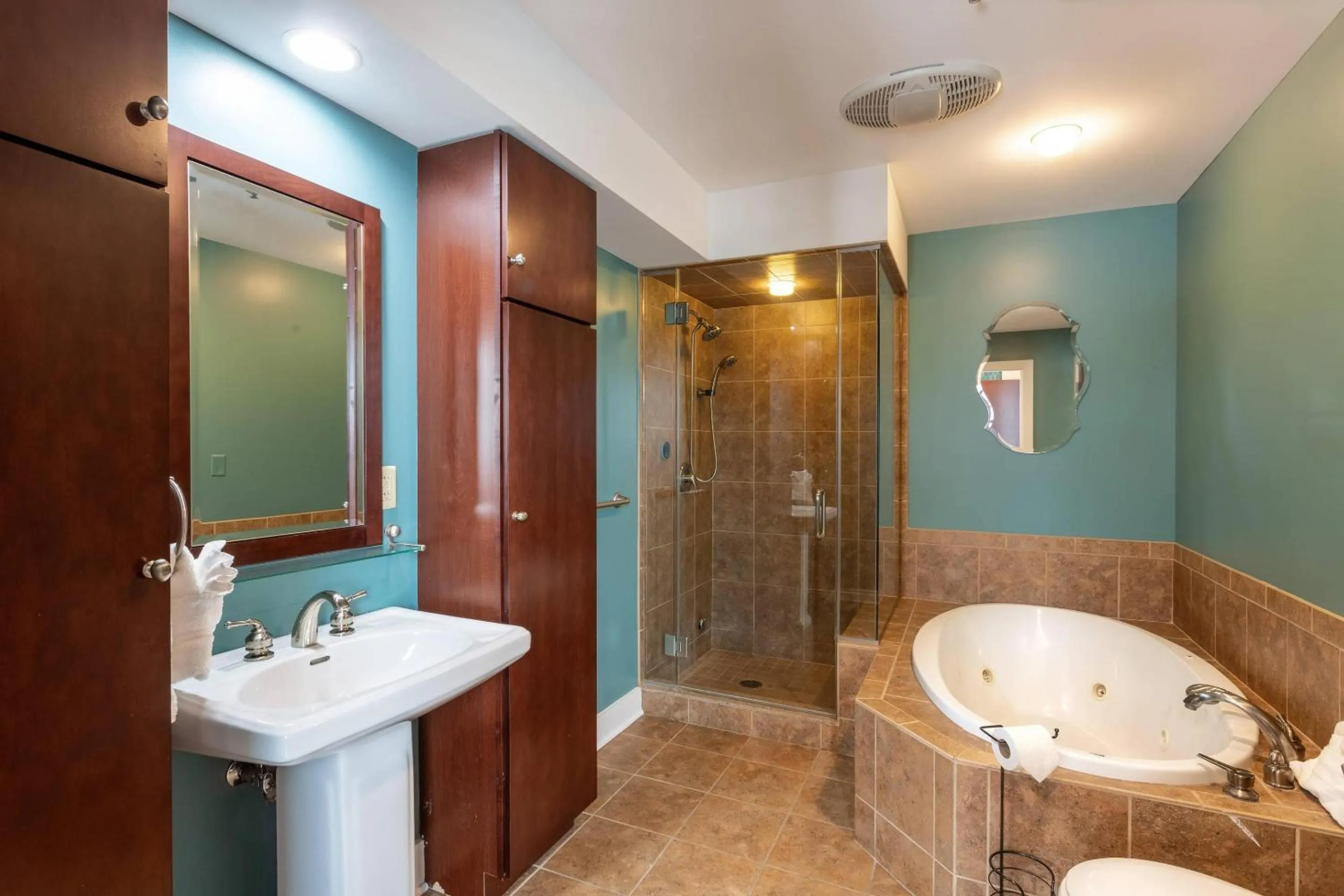 Bedroom in The Giacomo, an Ascend Collection Hotel