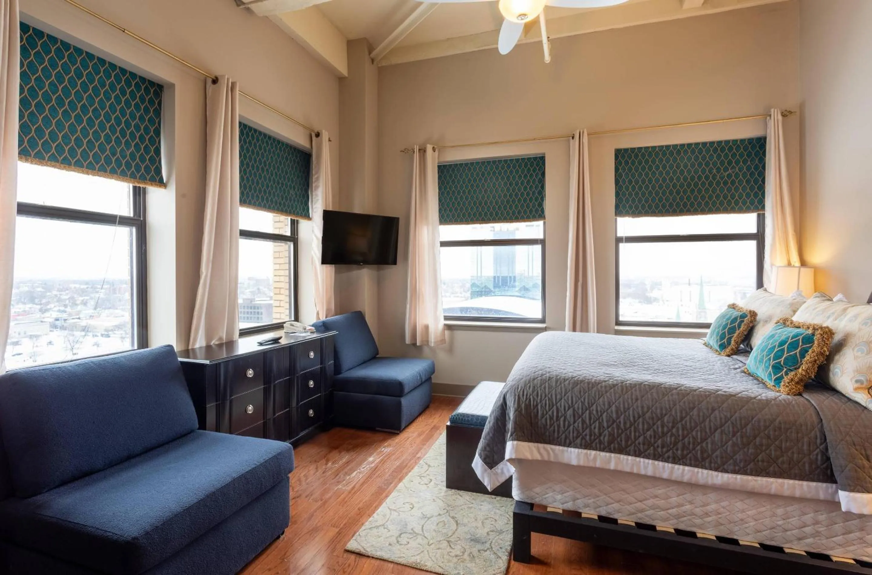 Bedroom, Bed in The Giacomo, an Ascend Collection Hotel