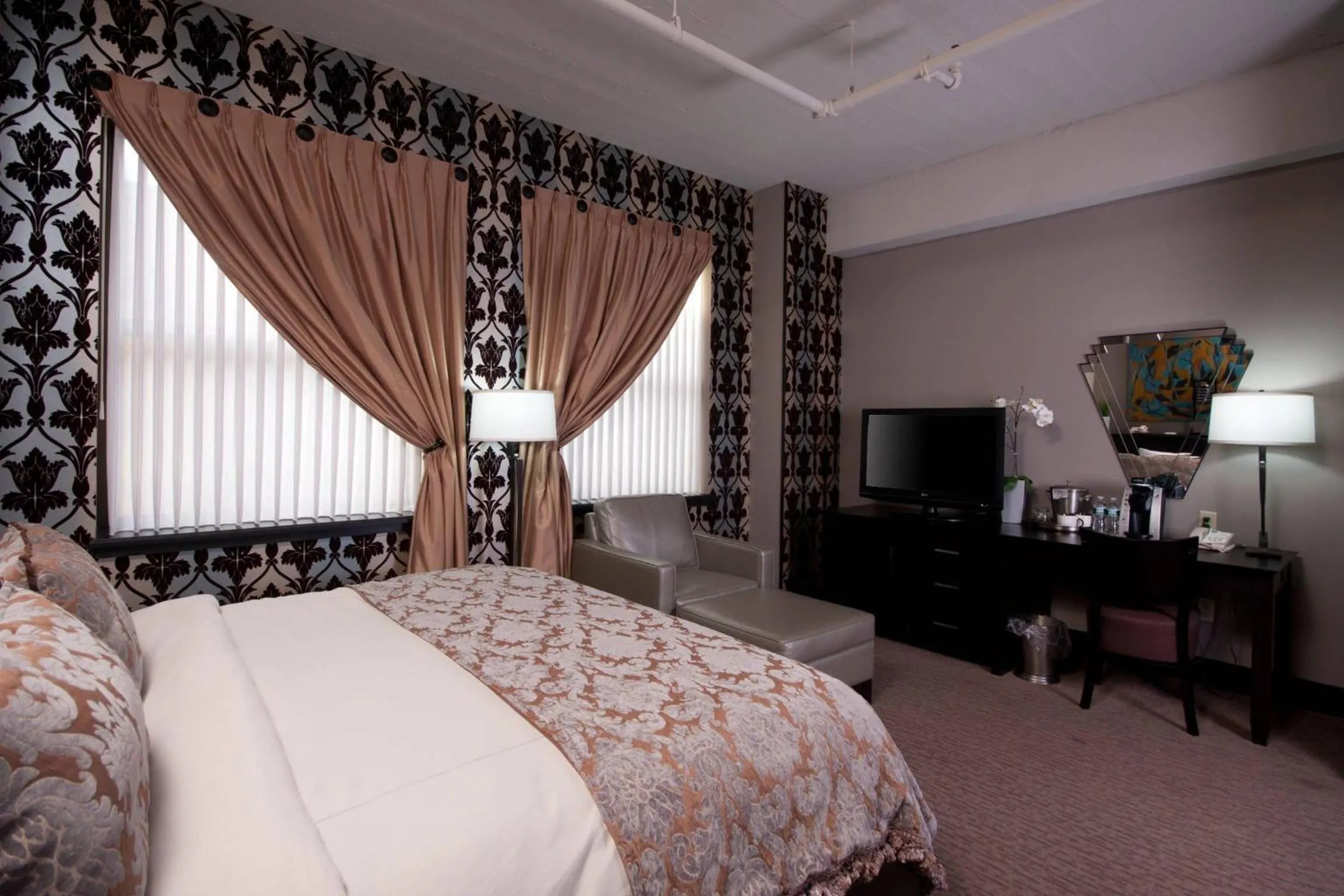 Bedroom, Bed in The Giacomo, an Ascend Collection Hotel