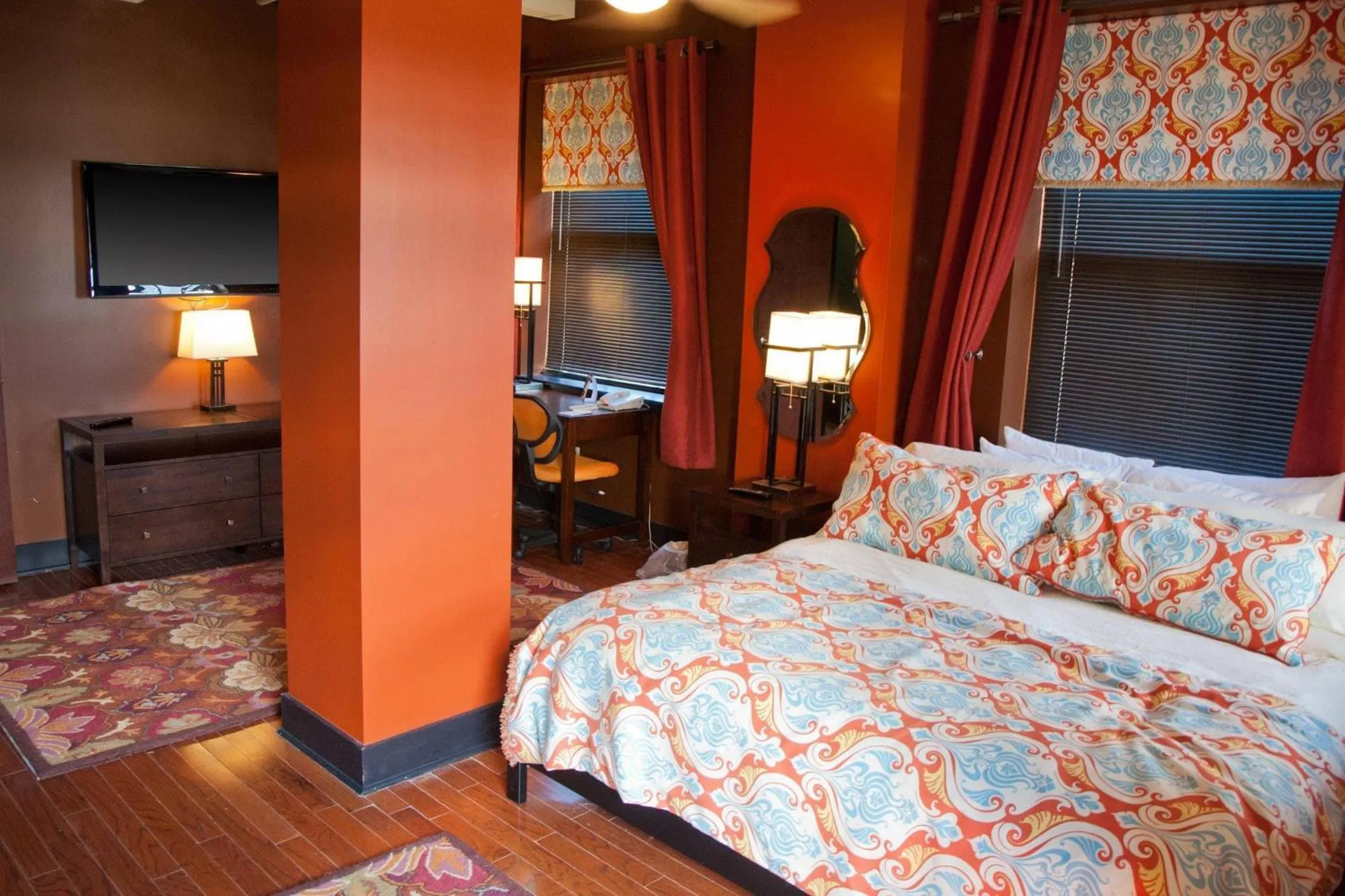 Bedroom, Bed in The Giacomo, an Ascend Collection Hotel