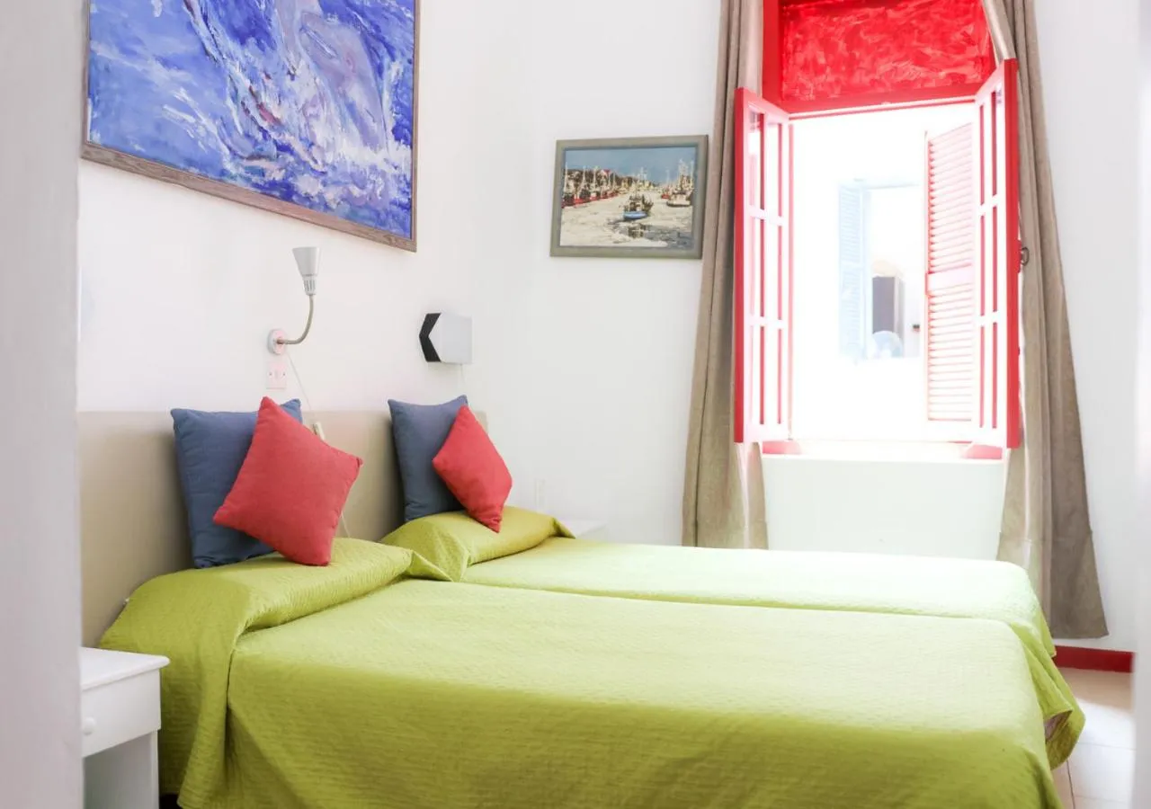 Kiniras Traditional Hotel & Restaurant