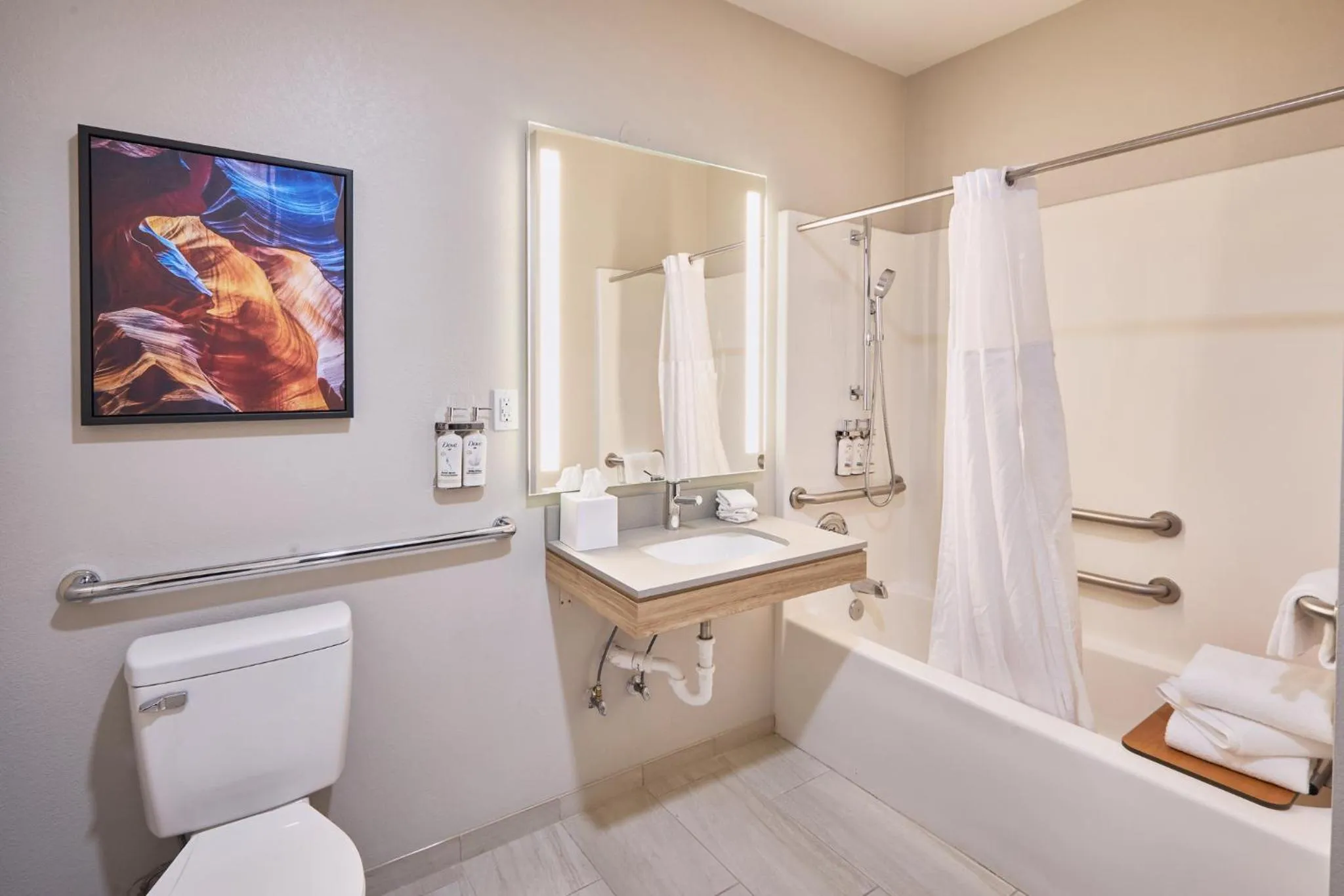 Photo of the whole room in Candlewood Suites Hot Springs by IHG