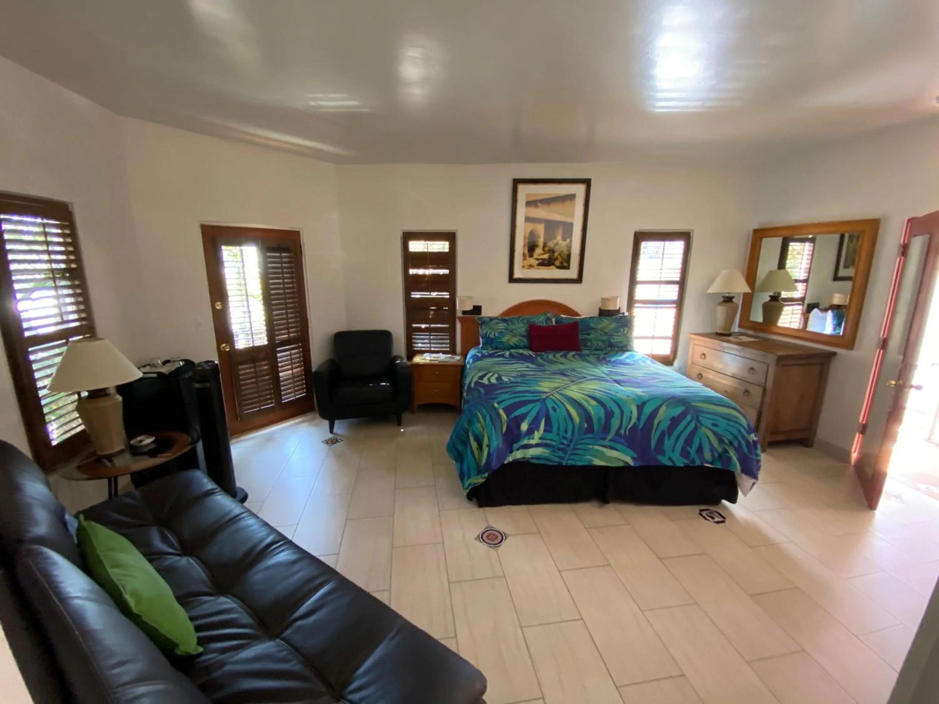 Photo of the whole room, Bed in Villa Rosa Inn