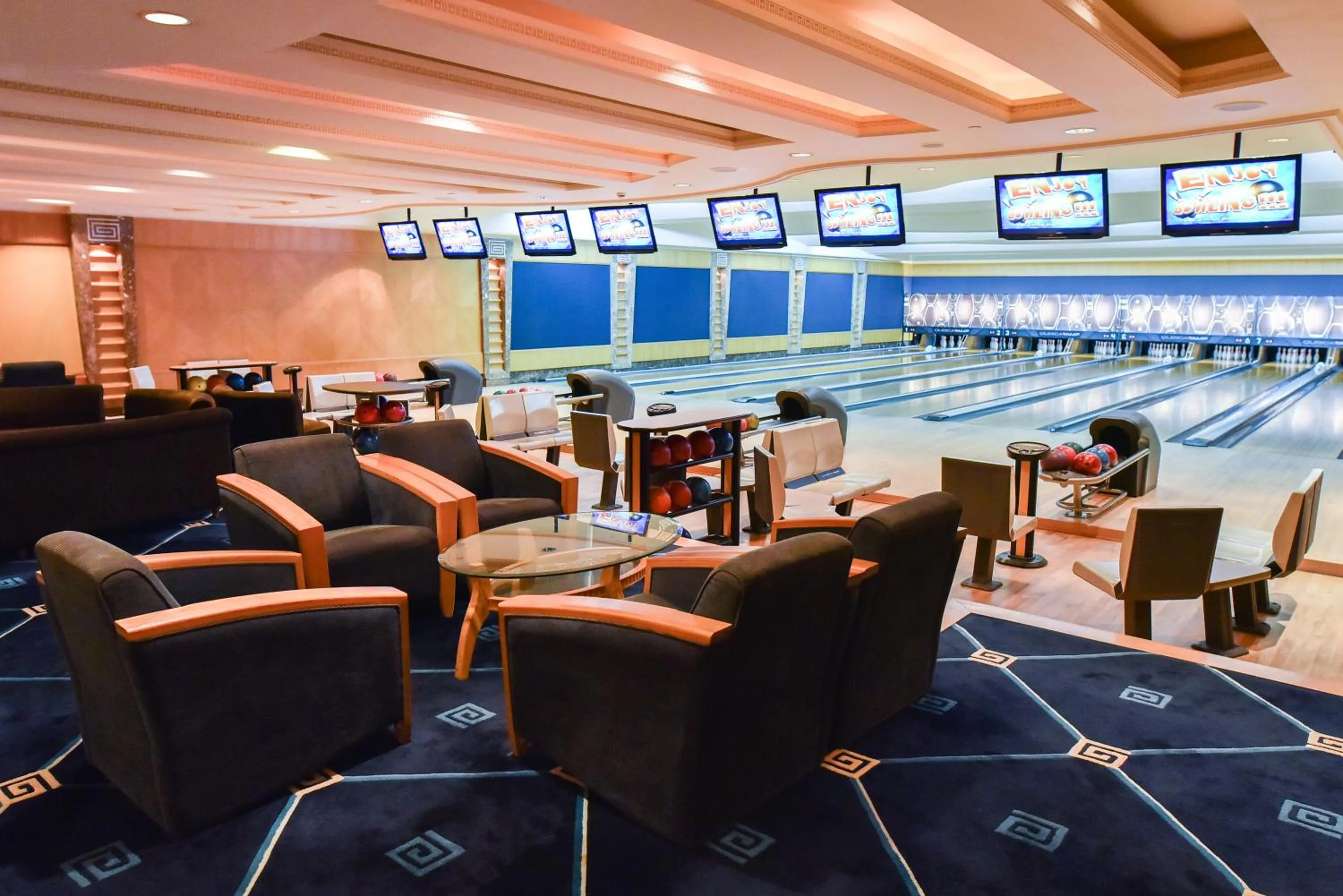 Bowling in The Empire Brunei