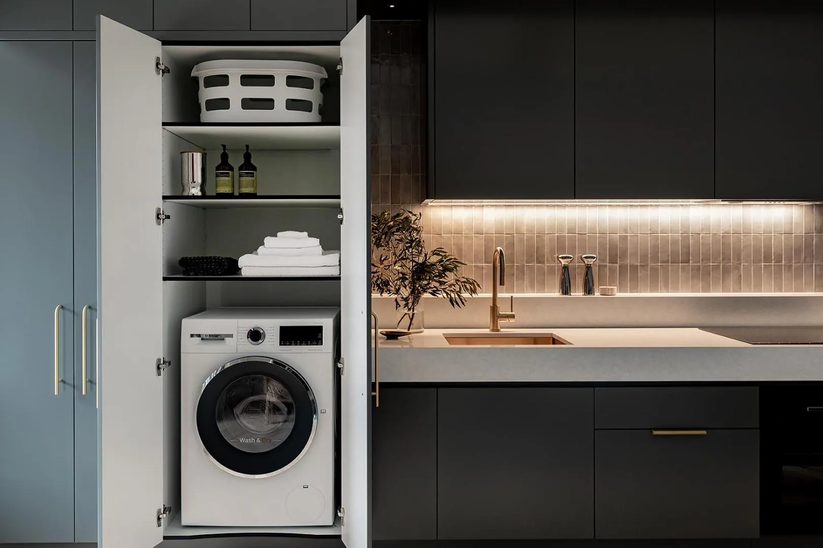 Kitchen or kitchenette in Regents Court Sydney