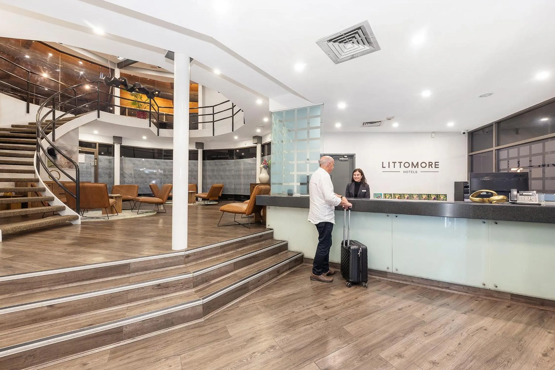 Lobby or reception in Littomore Hotel on Stewart, Bathurst