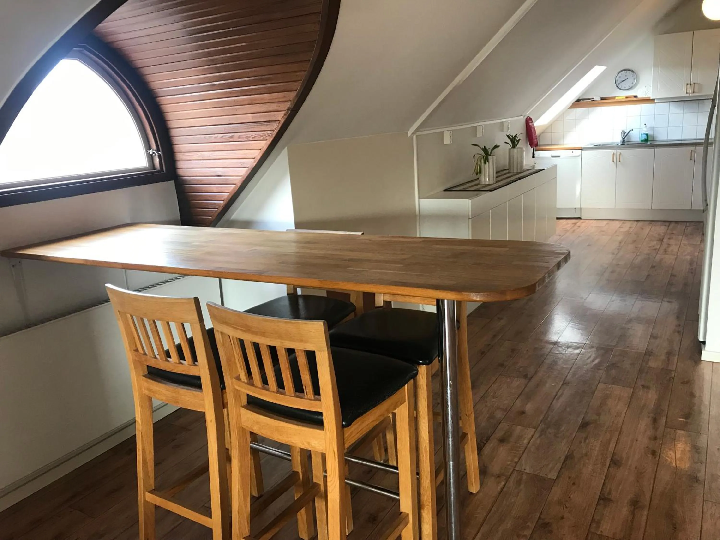 Kitchen or kitchenette in Port Hotel