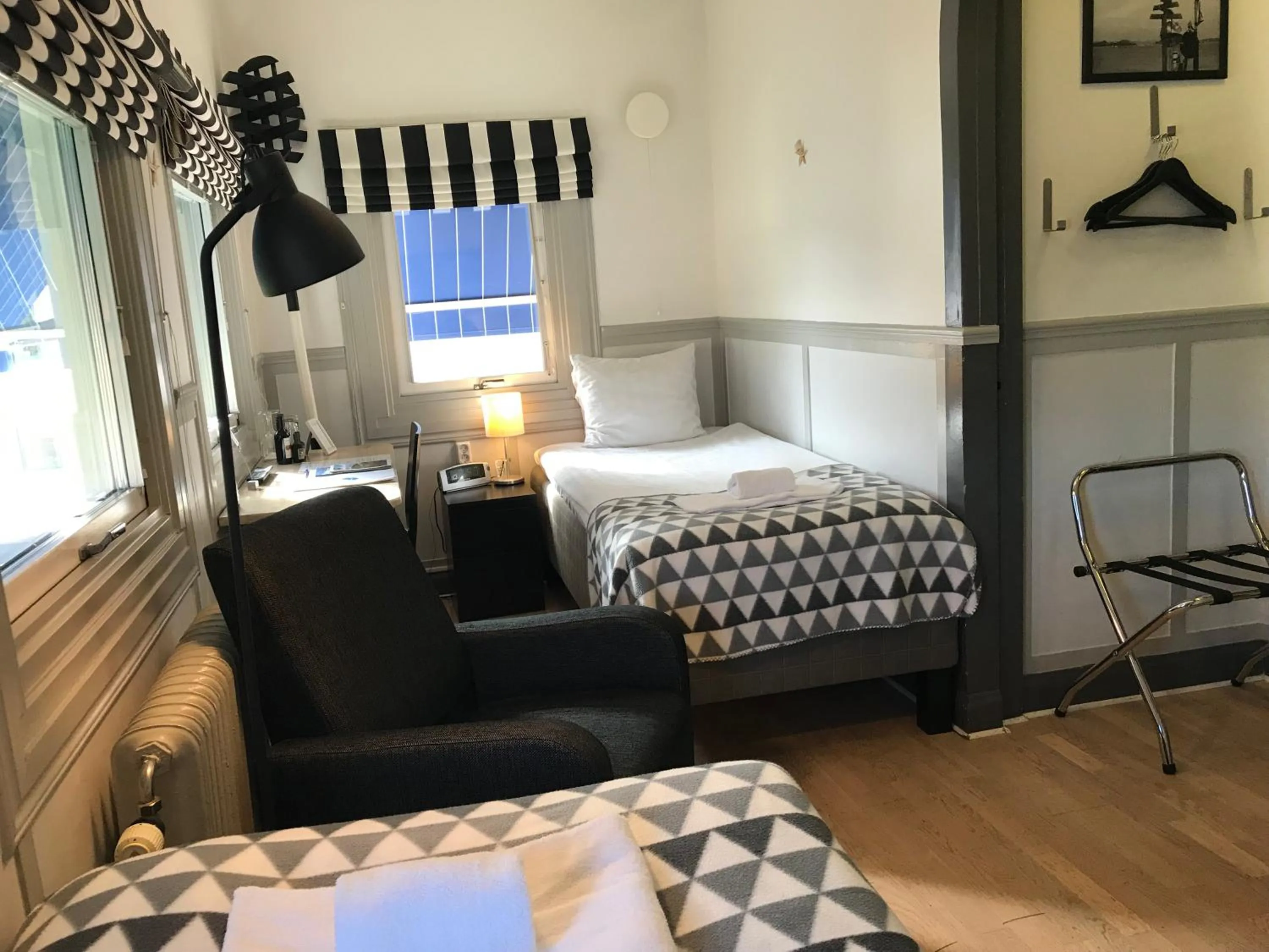 Photo of the whole room, Bed in Port Hotel