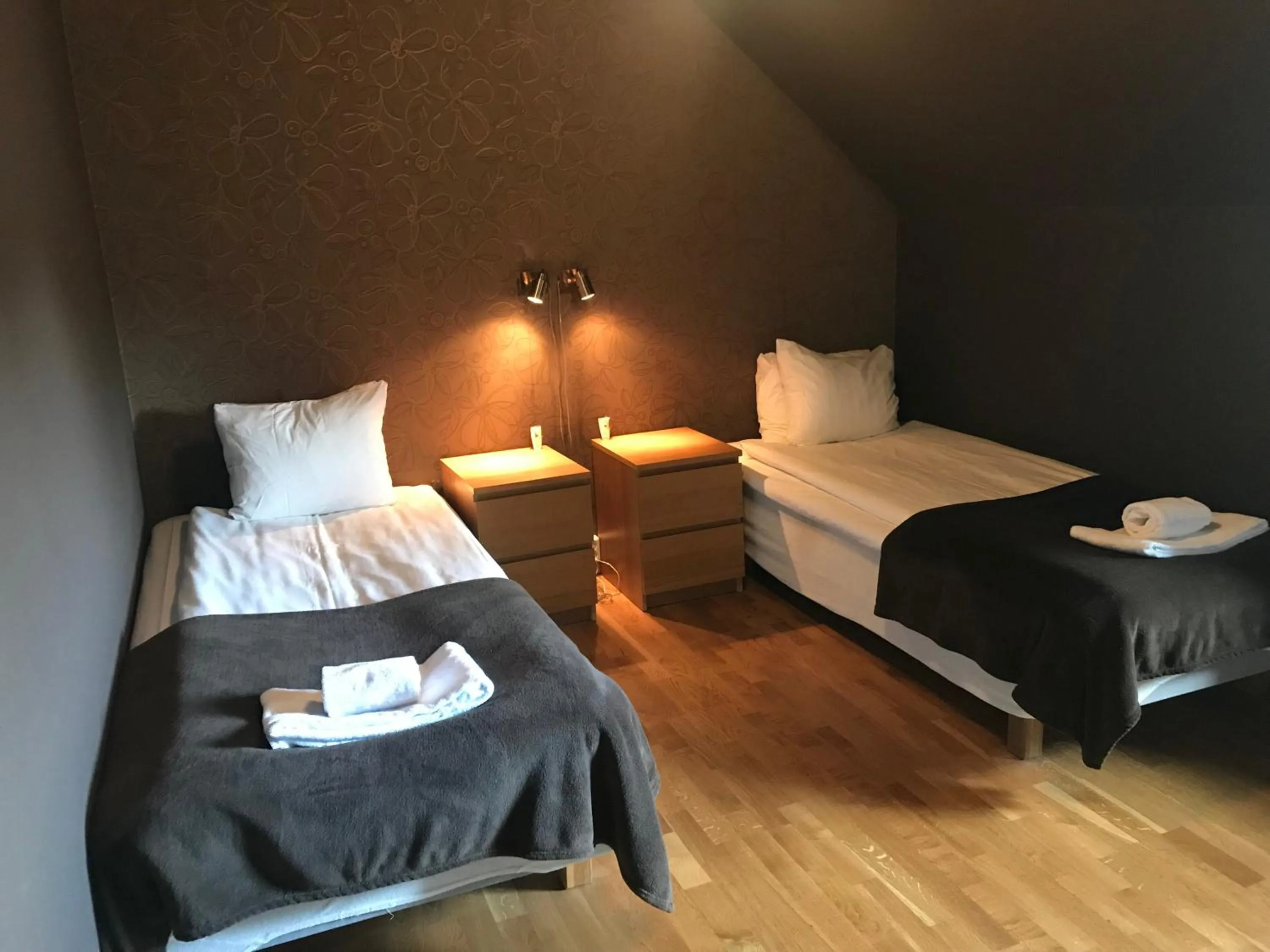 Bedroom, Bed in Port Hotel