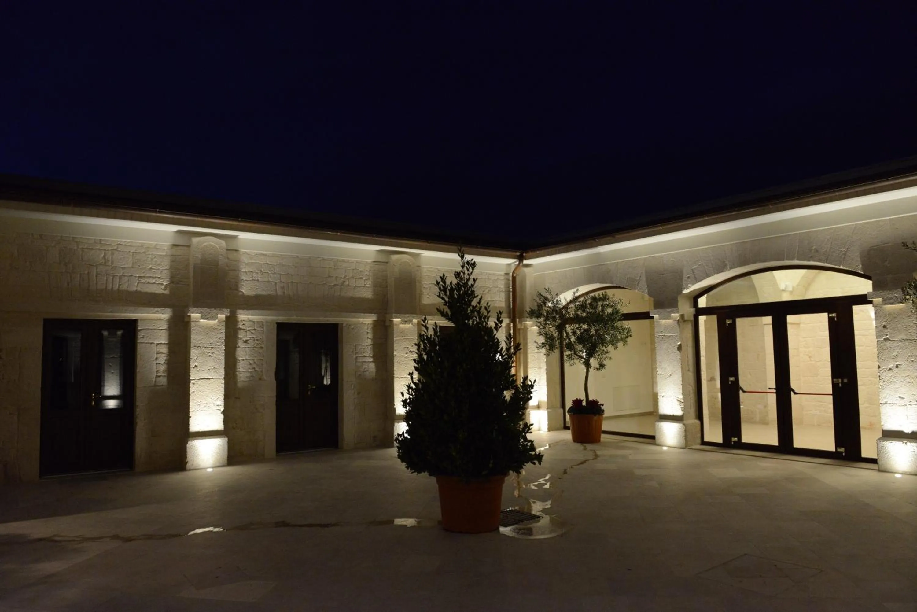 Decorative detail in Domus Antiqua Residence