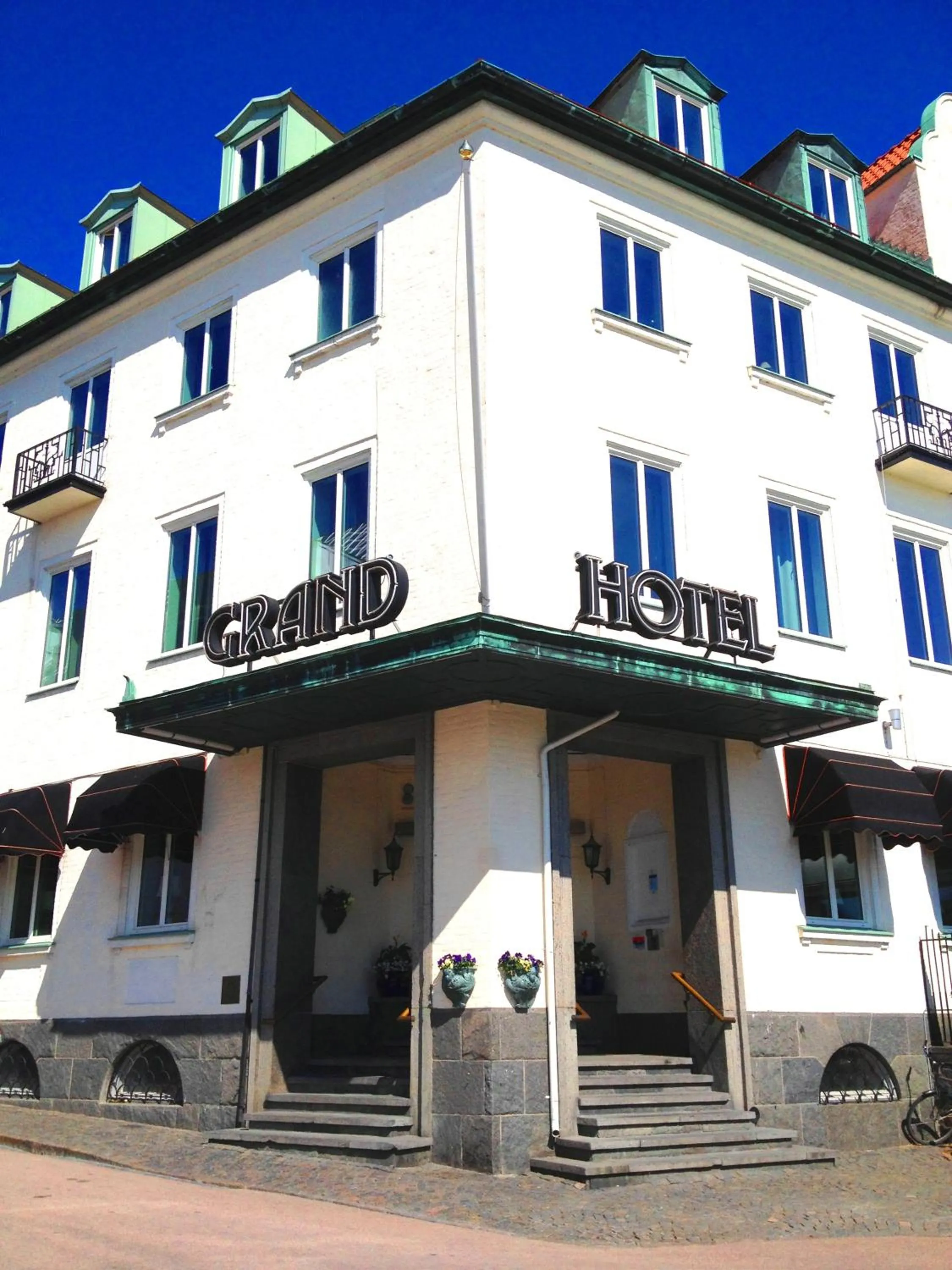 Facade/entrance in Grand Hotel Falkenberg