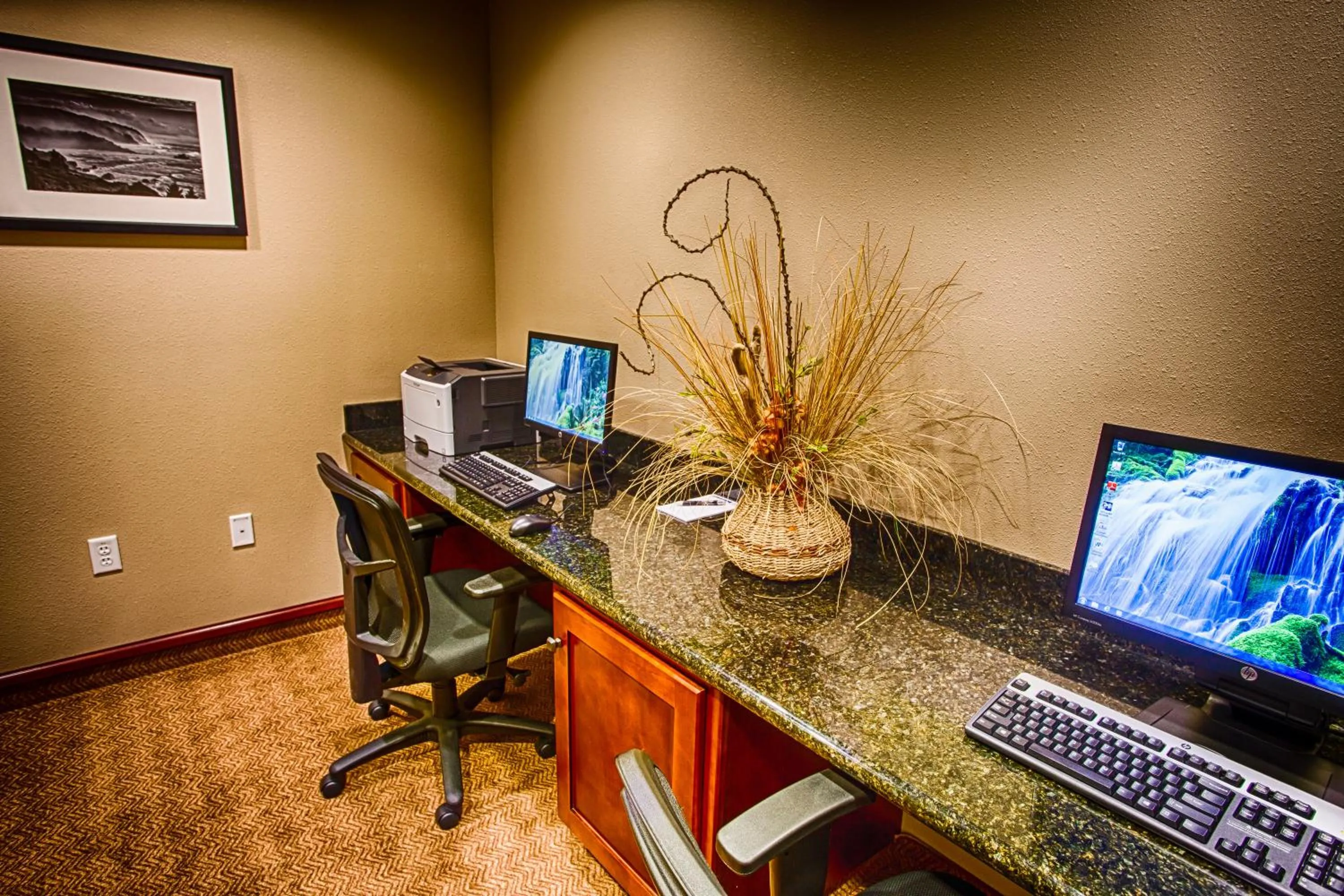 Business facilities in Lucky 7 Casino & Hotel (Howonquet Lodge)