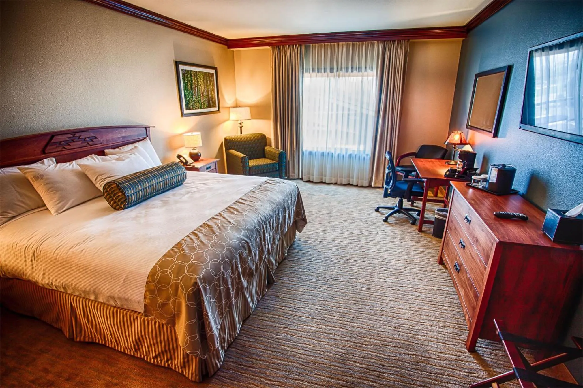 Bedroom, Bed in Lucky 7 Casino & Hotel (Howonquet Lodge)