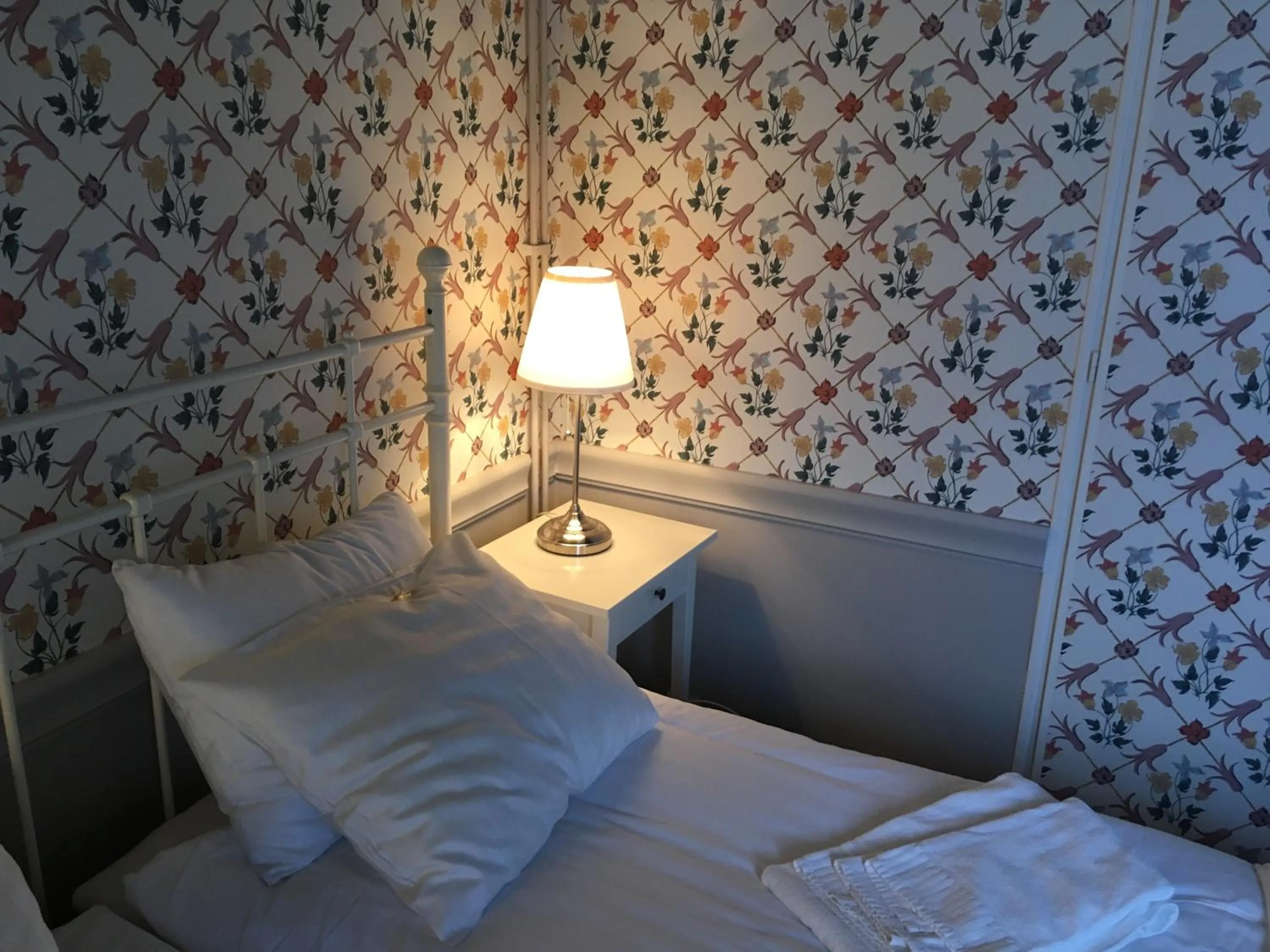 Bed in Wallby Säteri