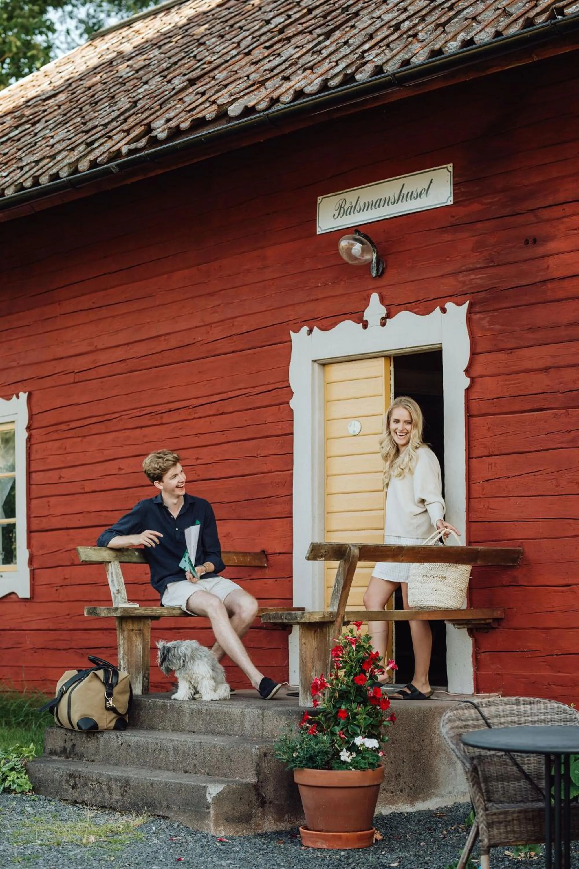Facade/entrance in Wallby Säteri